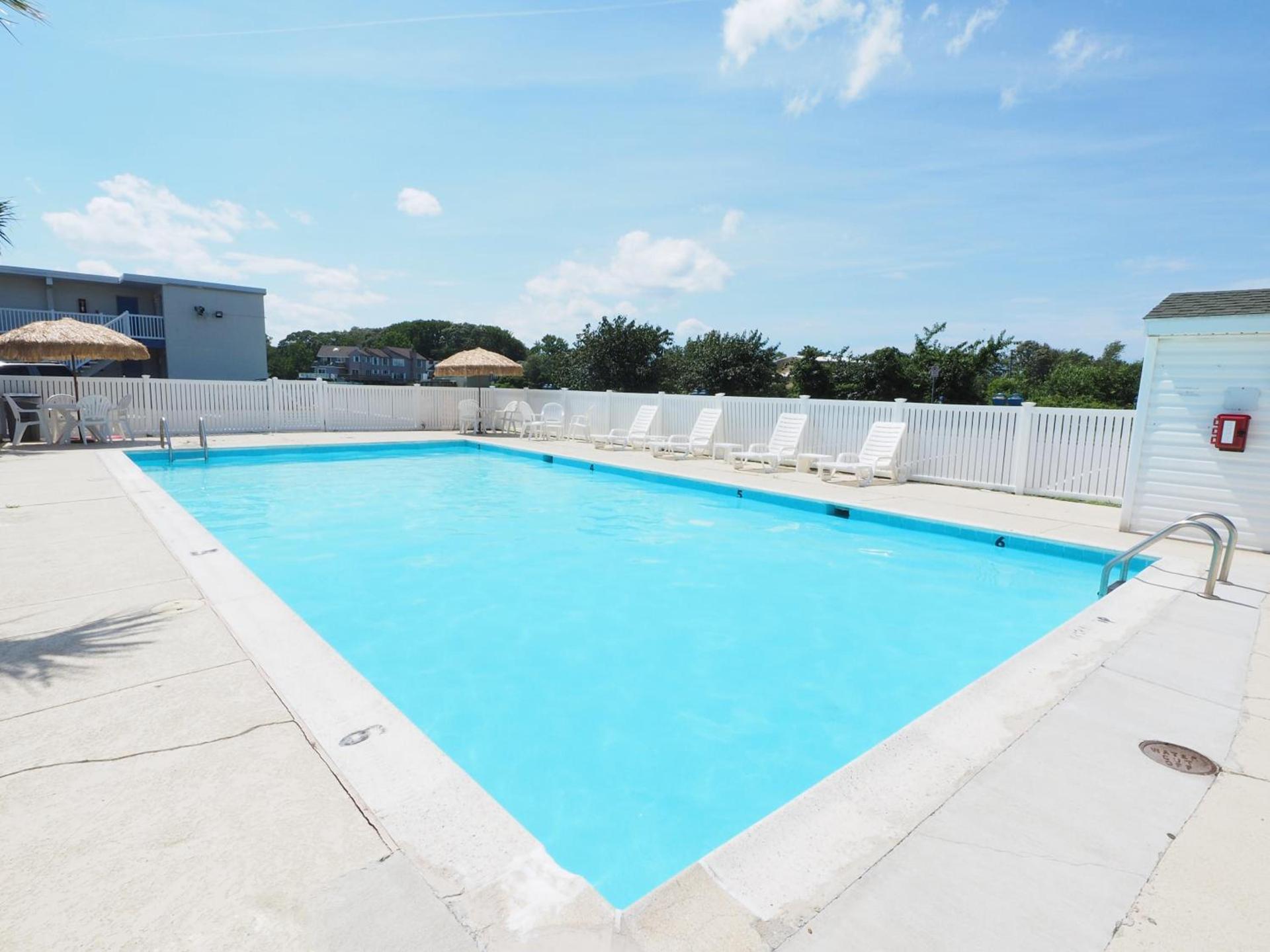 Seashire Inn & Suites photo 12