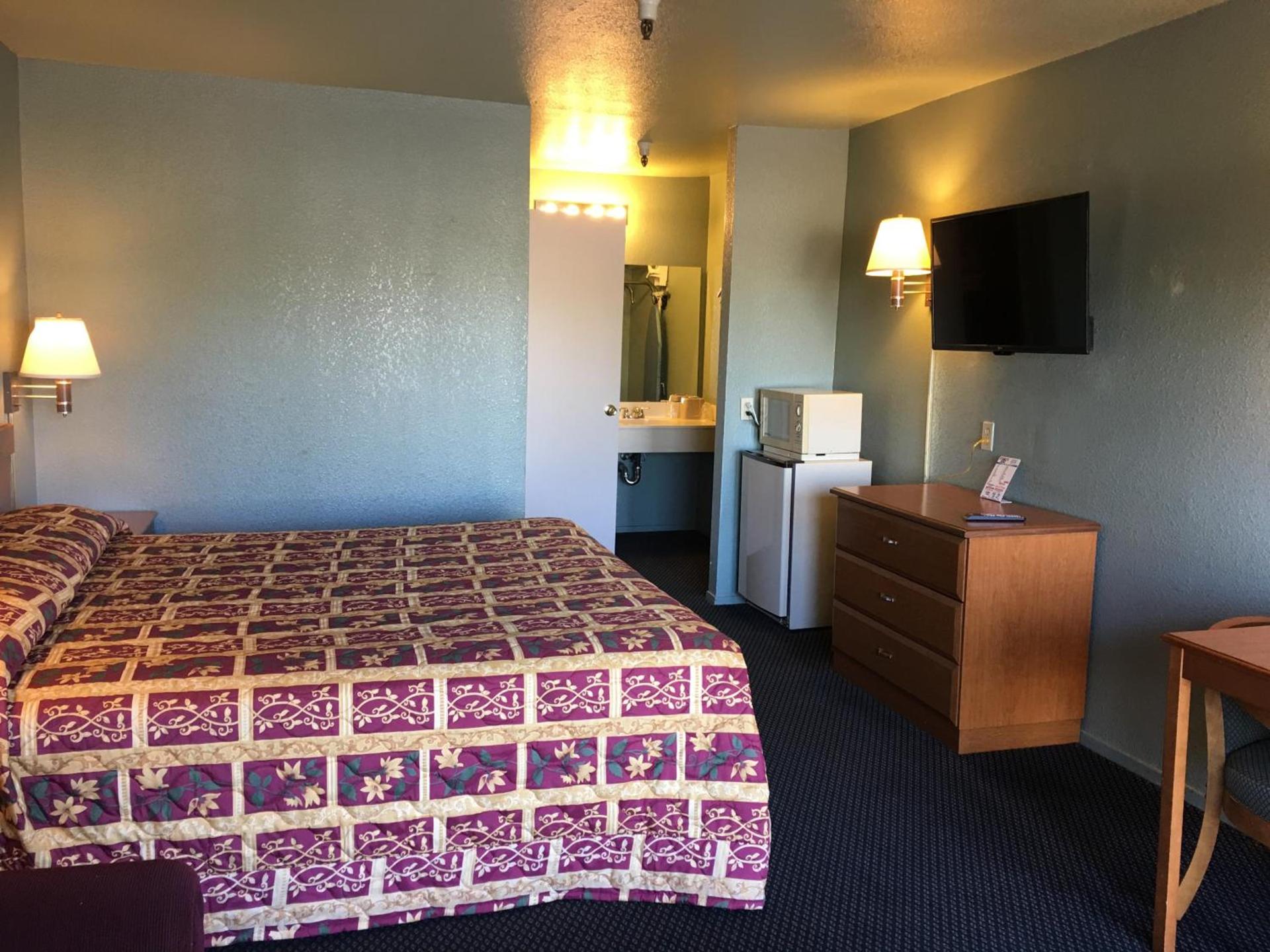 Applegate Inn photo 20