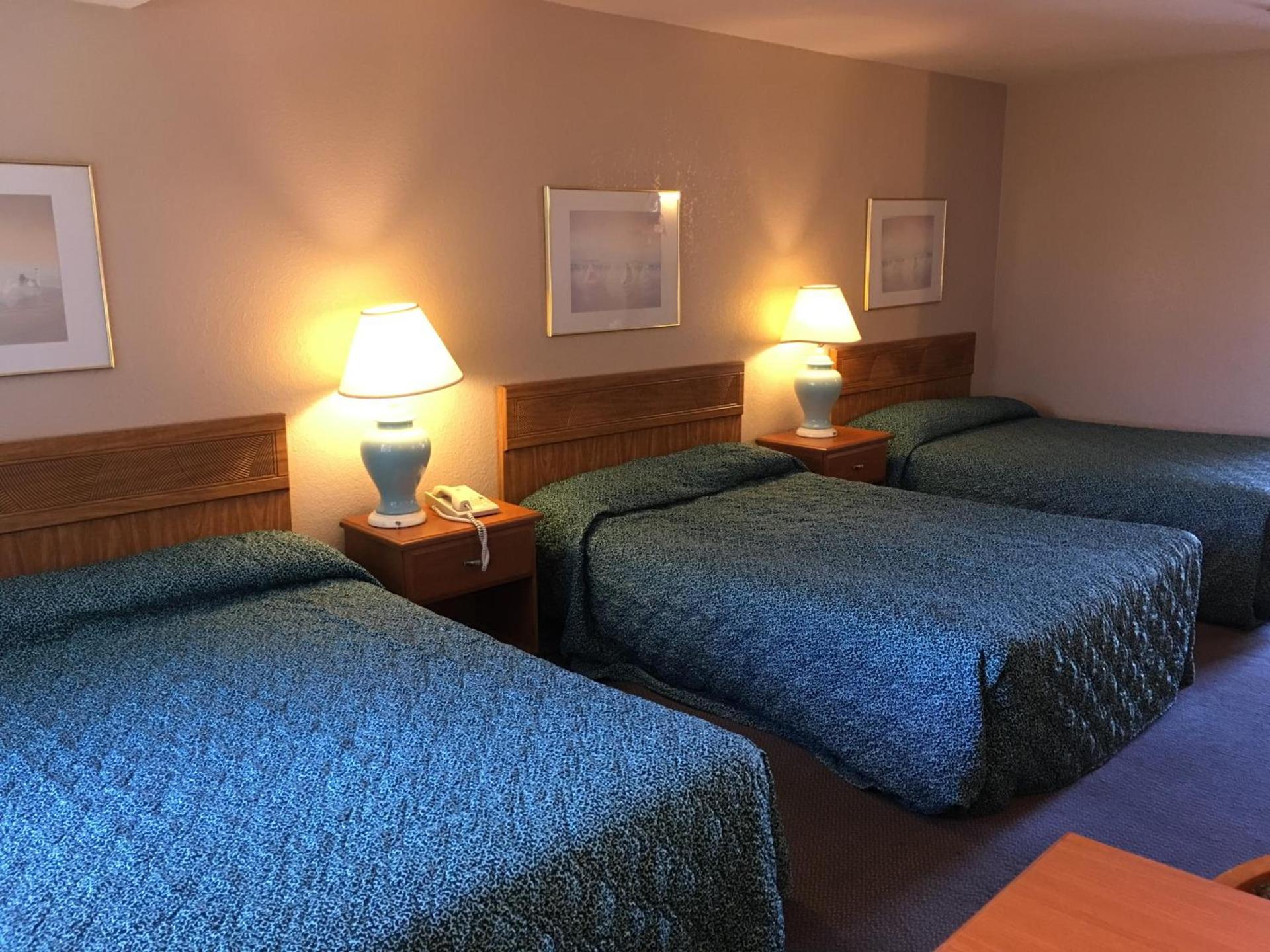 Applegate Inn photo 6