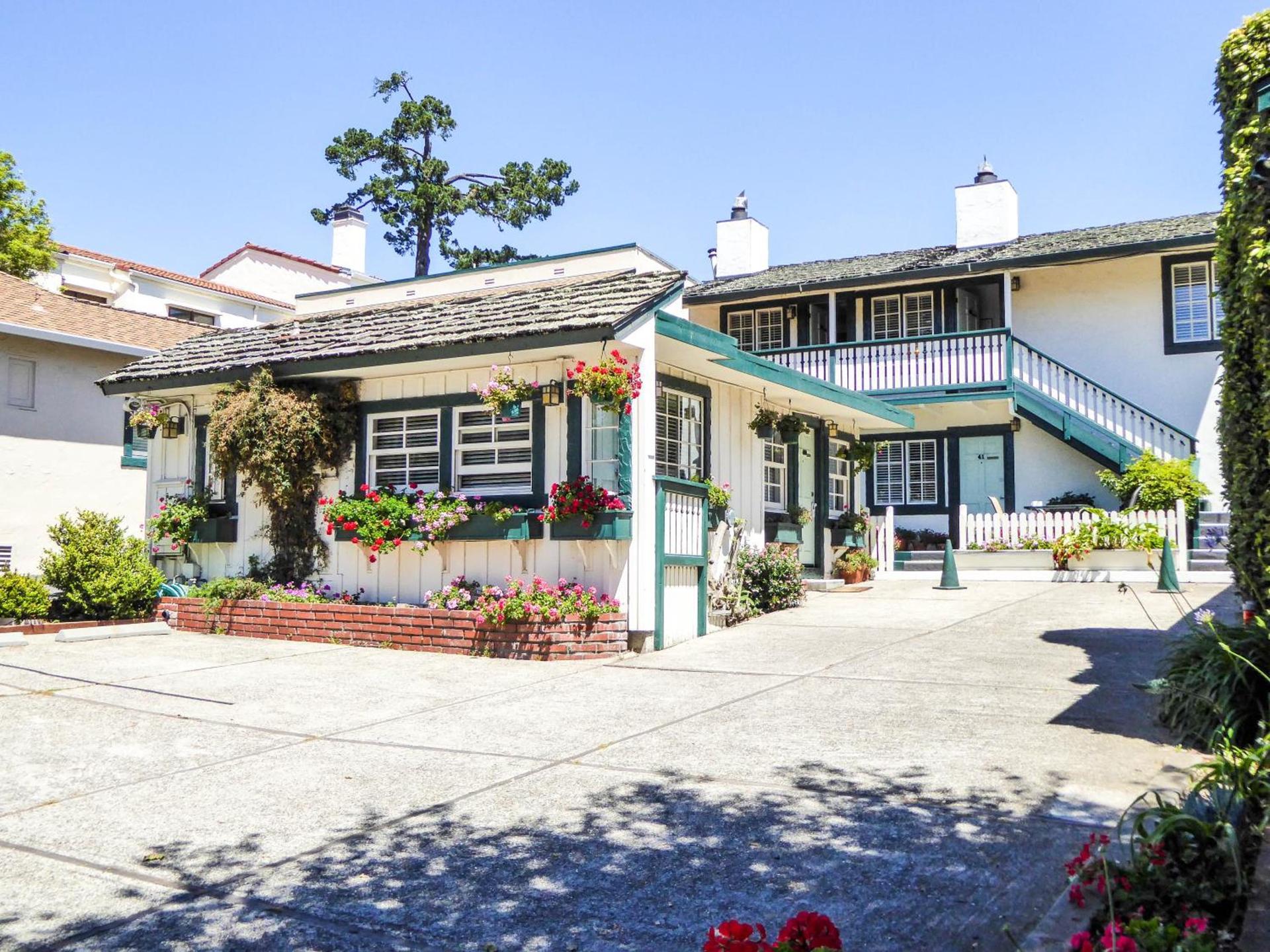 Briarwood Inn photo 47