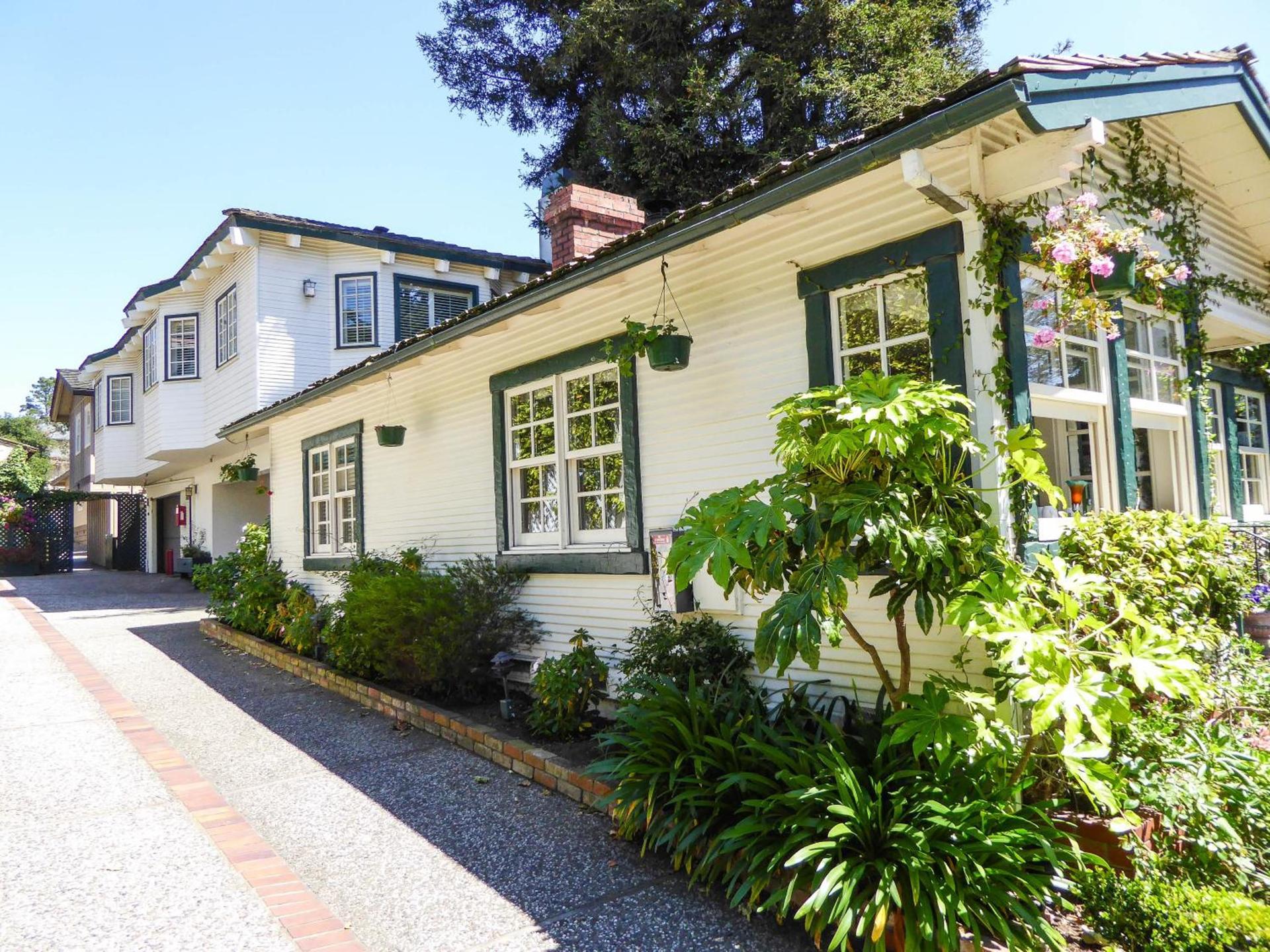 Briarwood Inn photo 29
