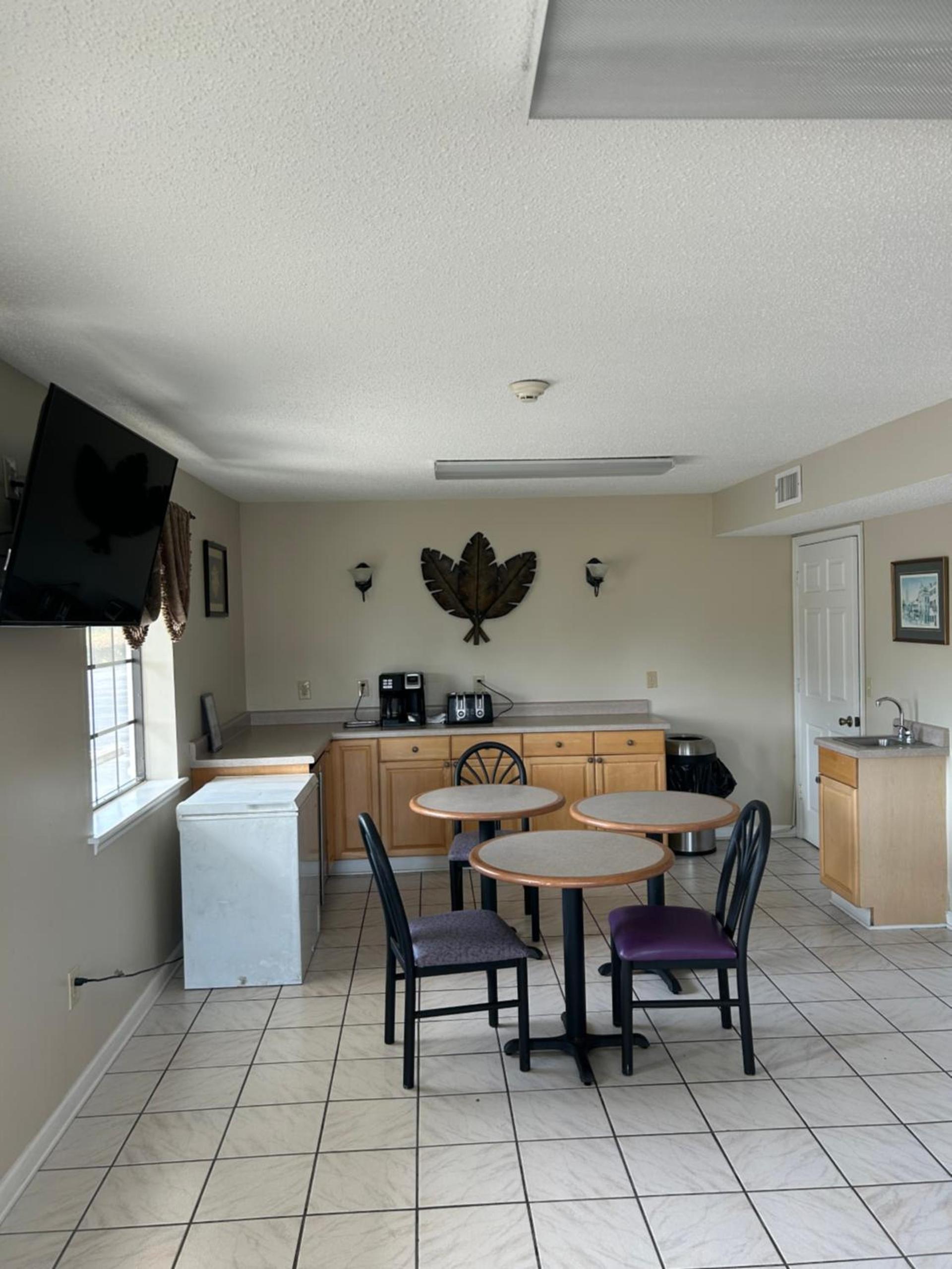 peach tree inn photo 3