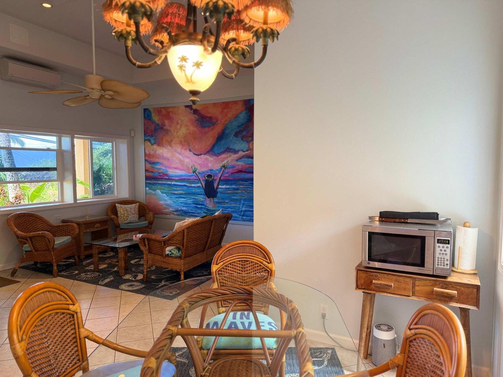 Beachfront B&B w Free Breakfast, AC & Sunset View photo 6
