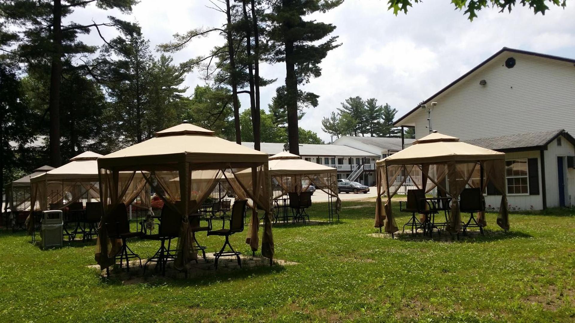 Seabrook Inn photo 11