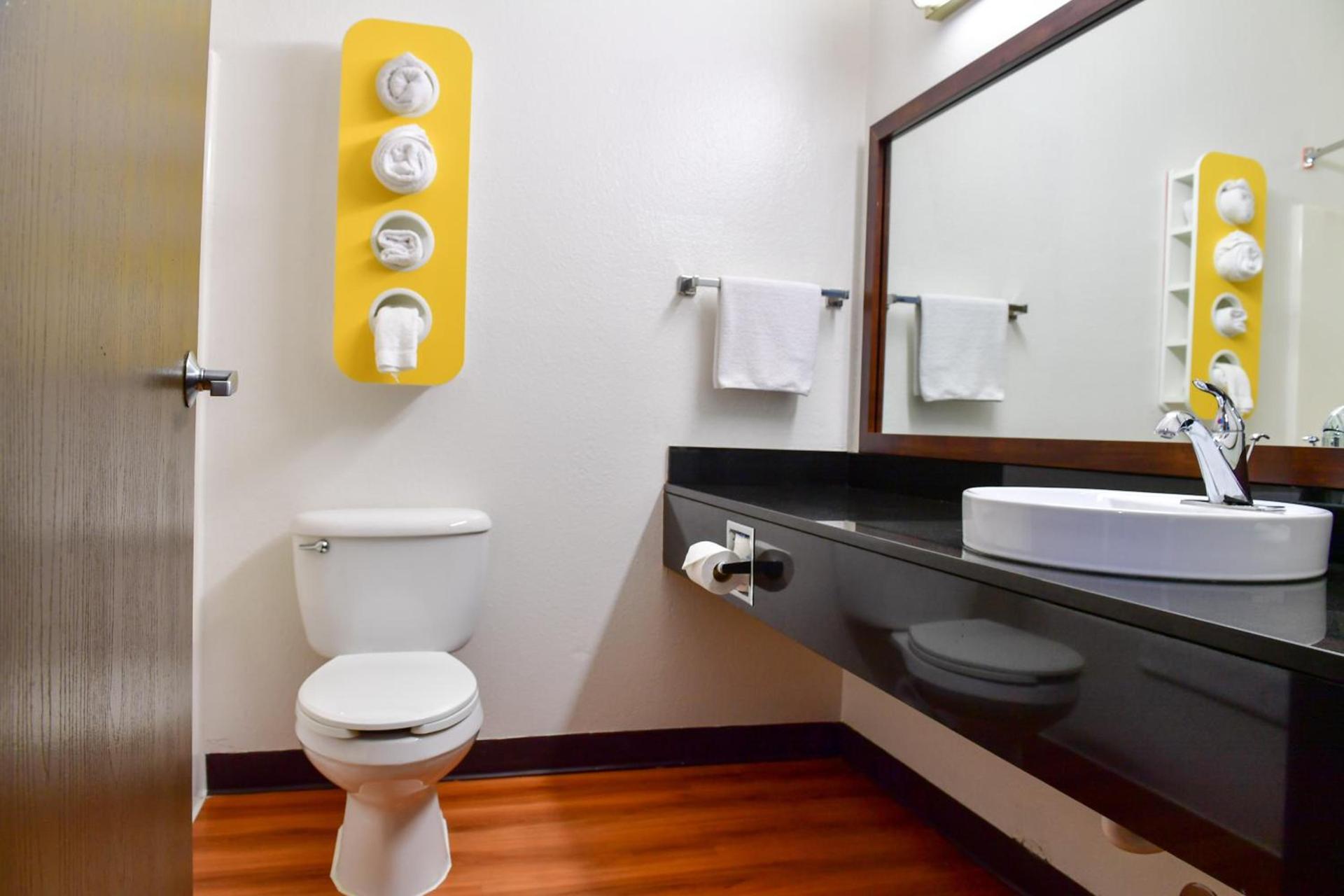 Motel 6-Lincoln, NE photo 6