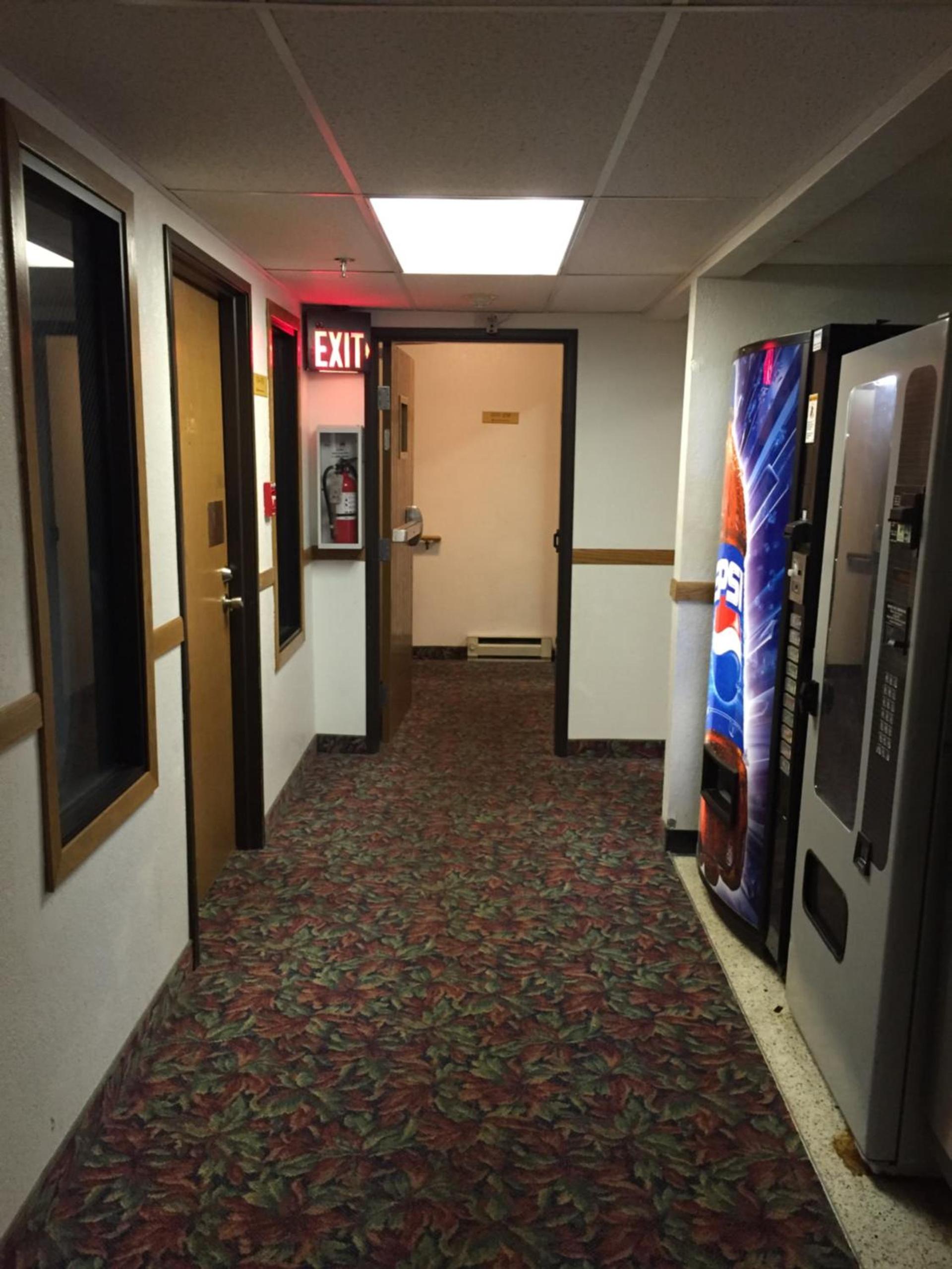 Travelodge by Wyndham Redwood Falls photo 47
