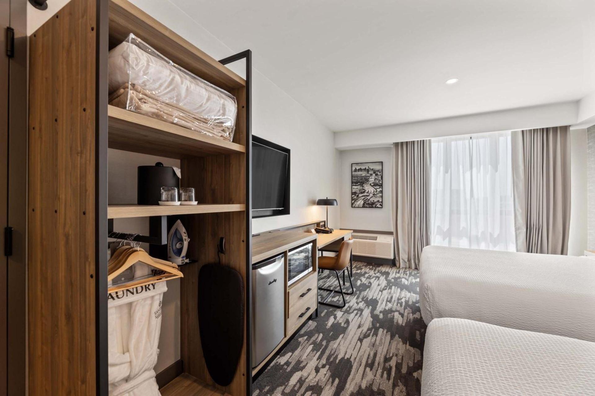 Sandman Signature Dallas Las Colinas Hotel & Suites photo 61