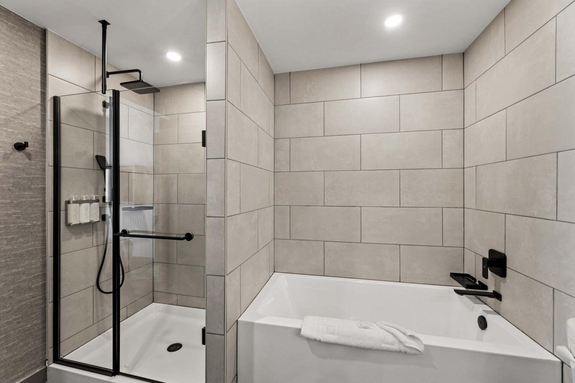 Sandman Signature Dallas Las Colinas Hotel & Suites photo 52