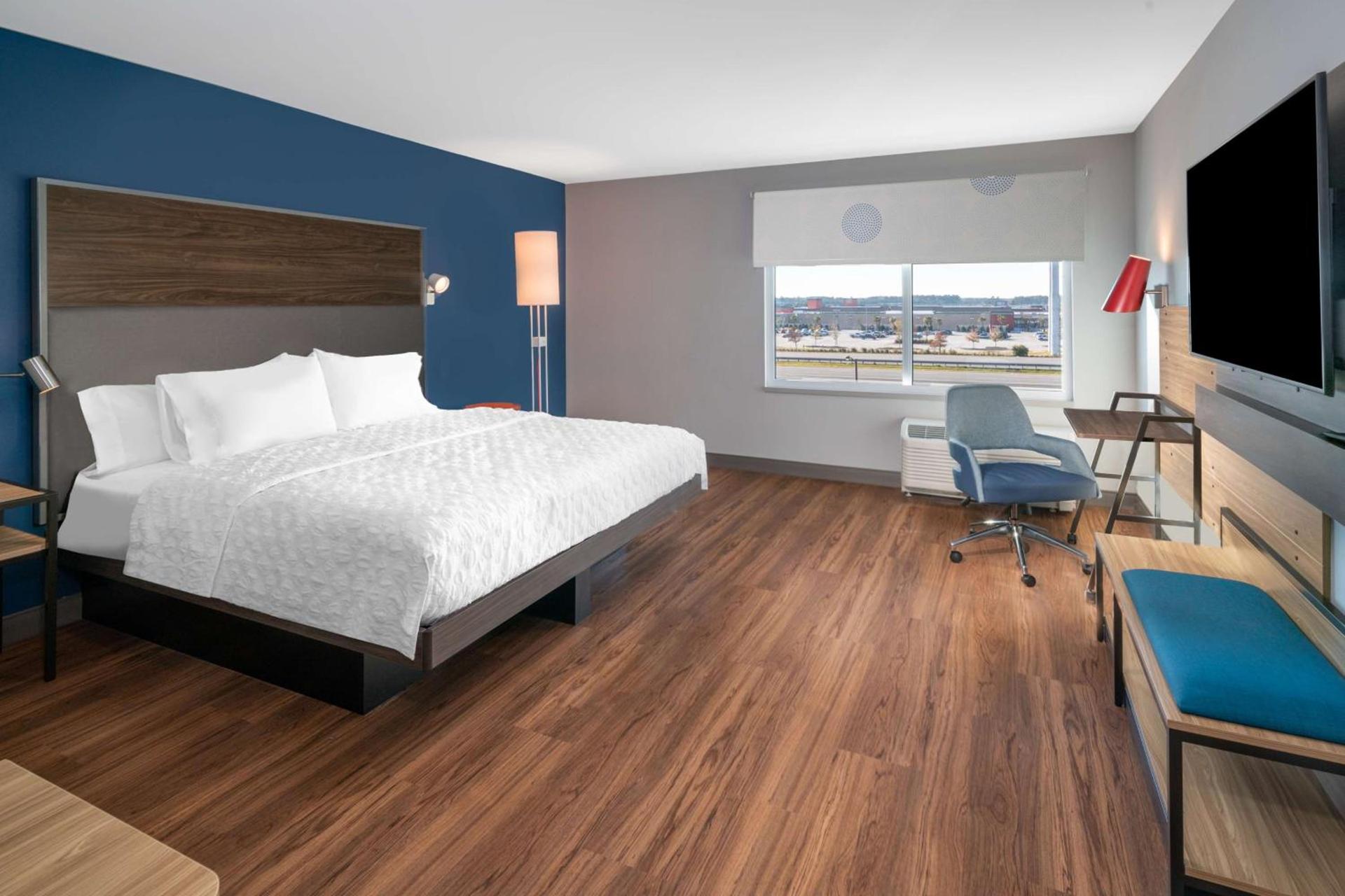 Tru By Hilton Savannah Airport photo 7
