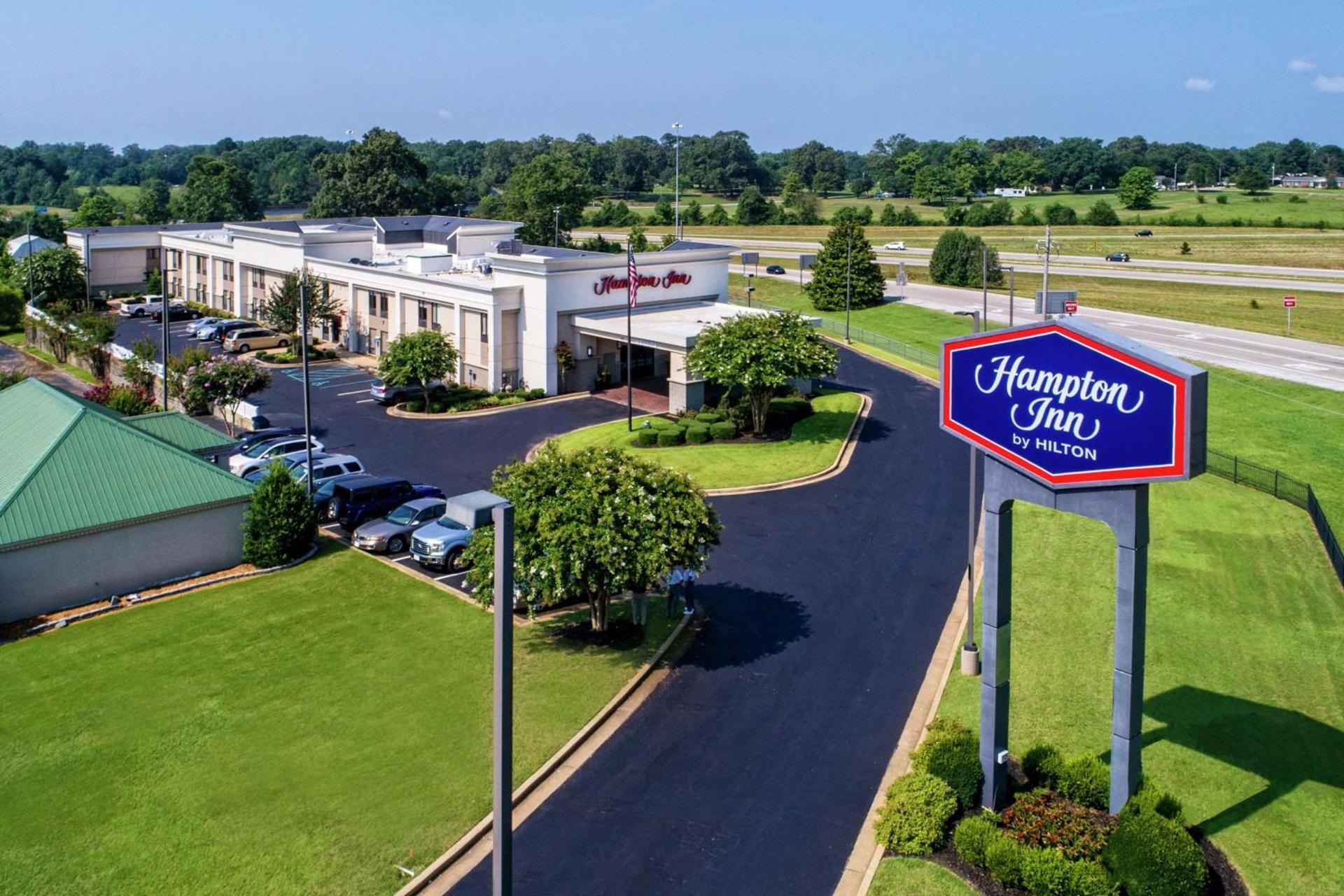 Hampton Inn Corinth photo 34