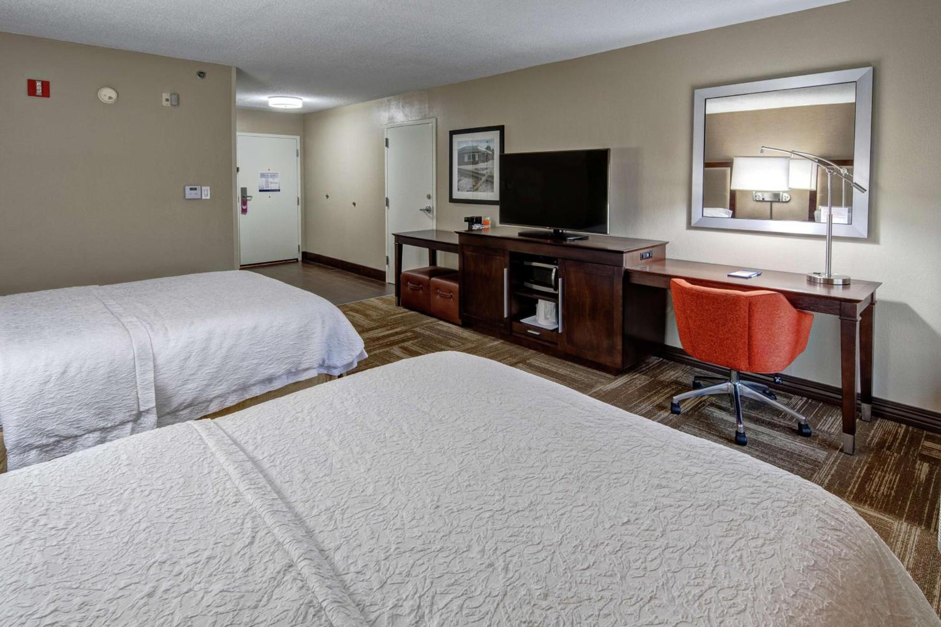 Hampton Inn Corinth photo 21