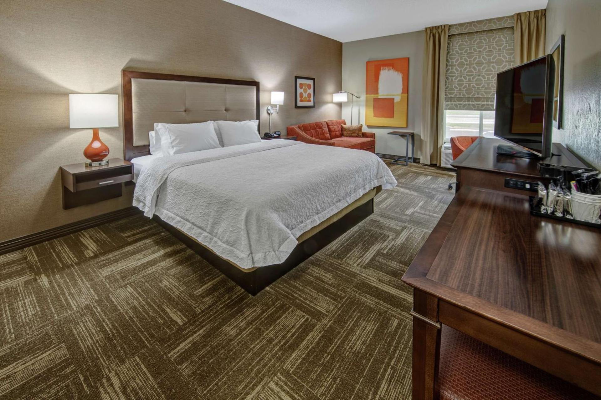 Hampton Inn Corinth photo 8