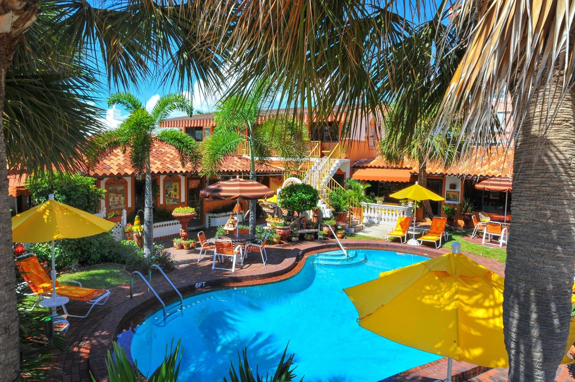 Blue Seas Courtyard photo 3