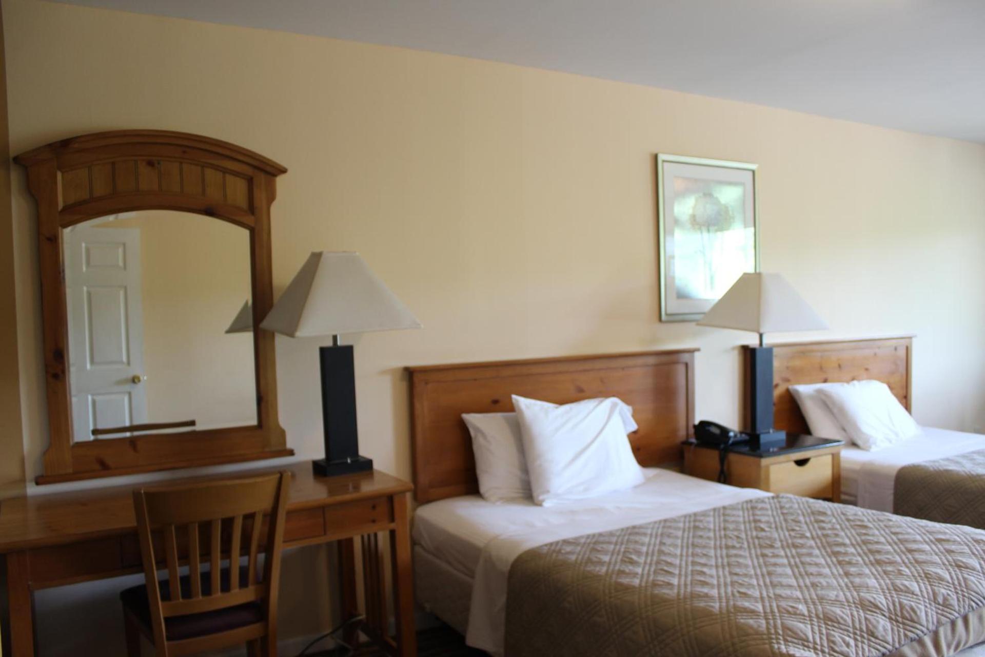 Berkshire Travel Lodge photo 16