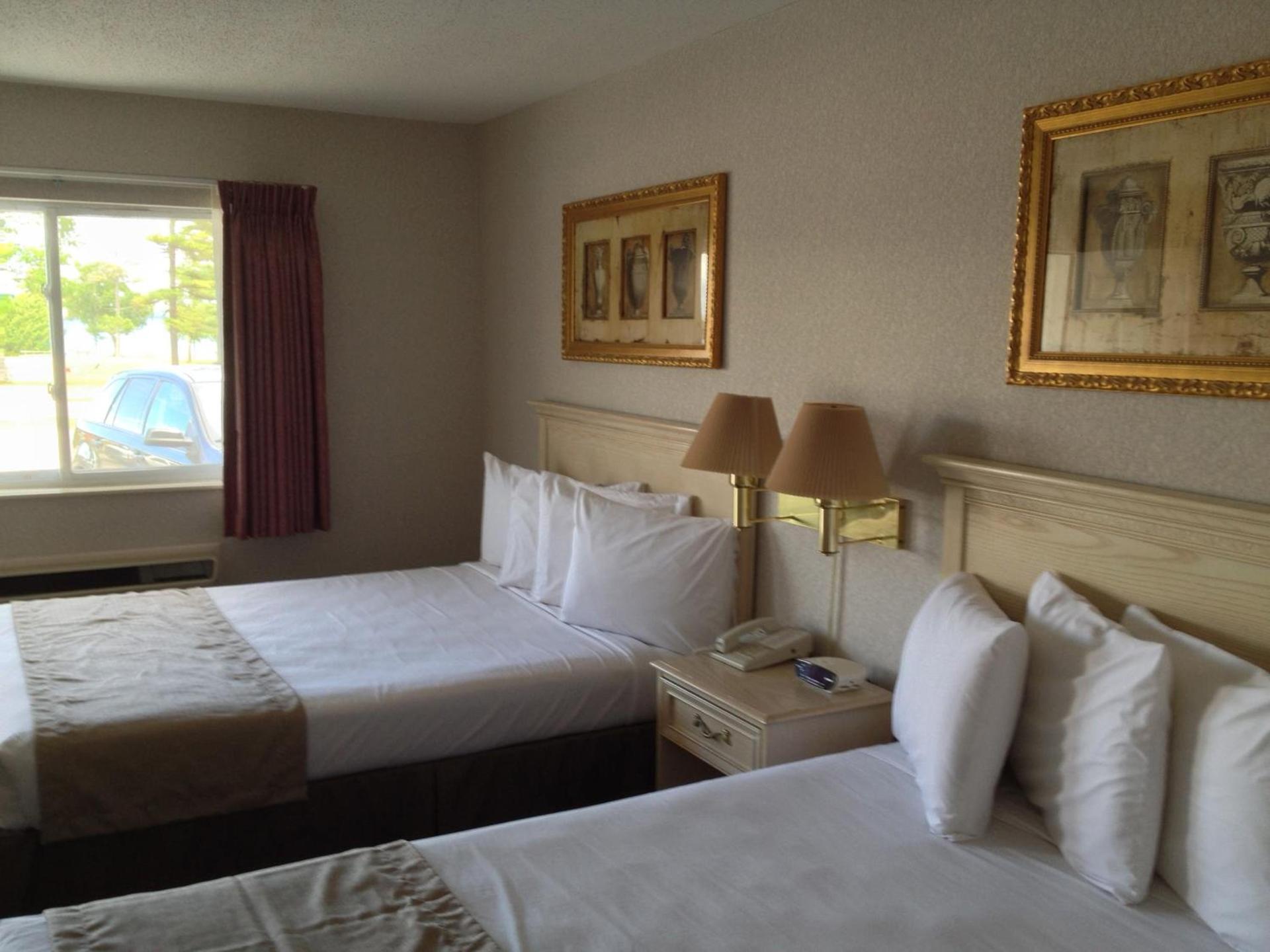 Parkside Inn Bridgeview photo 26