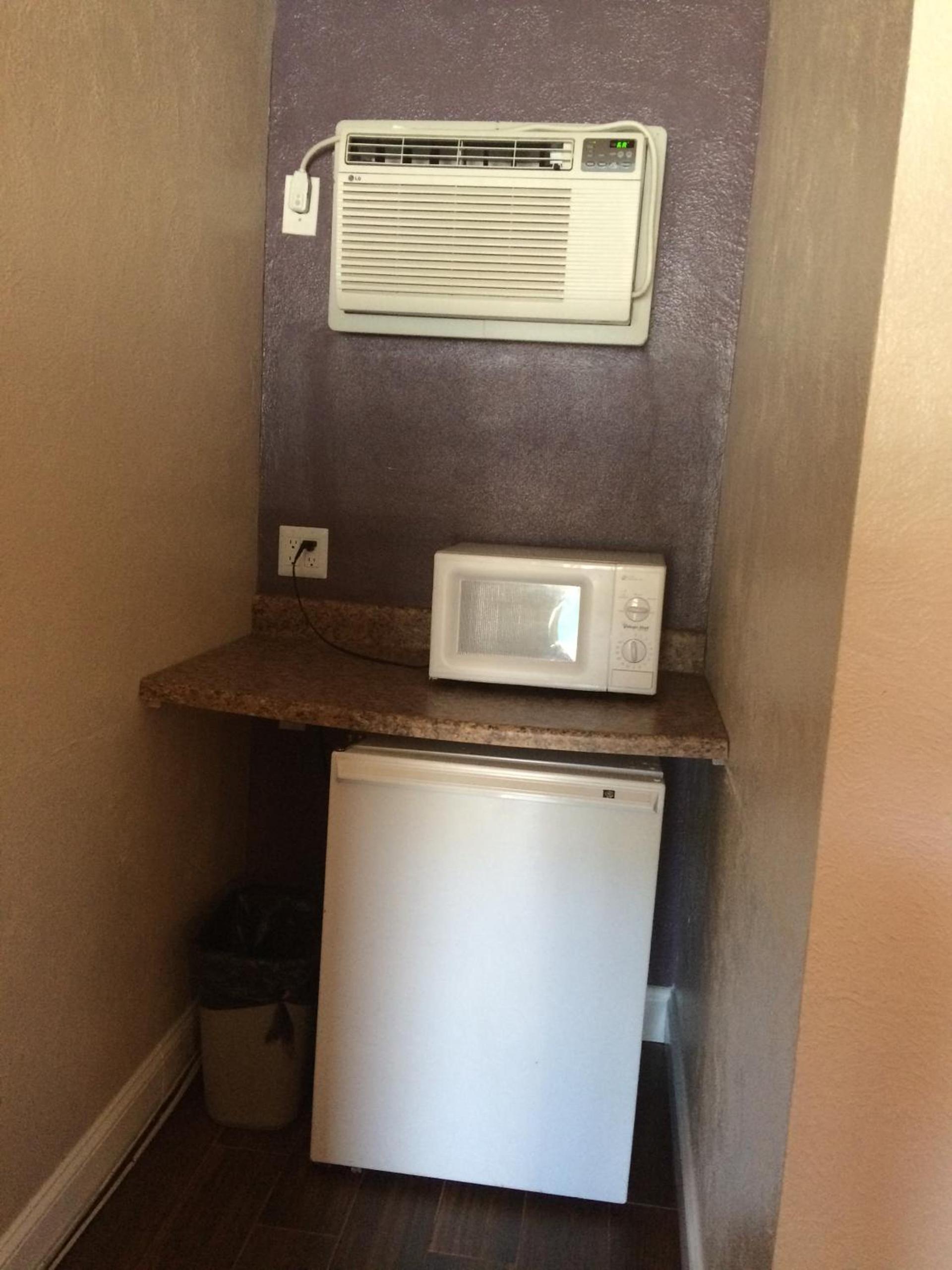 Royal Court Motel photo 31