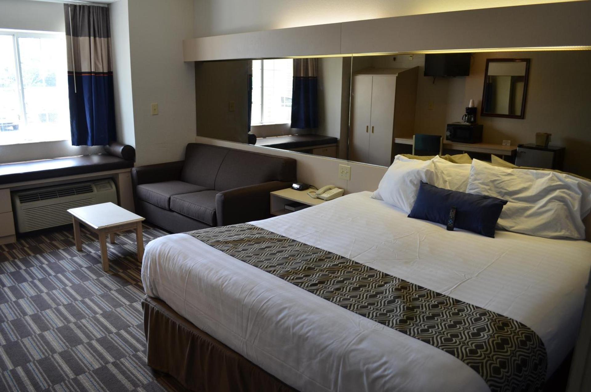 Stay Express inn and Suites Atlanta Union City photo 38
