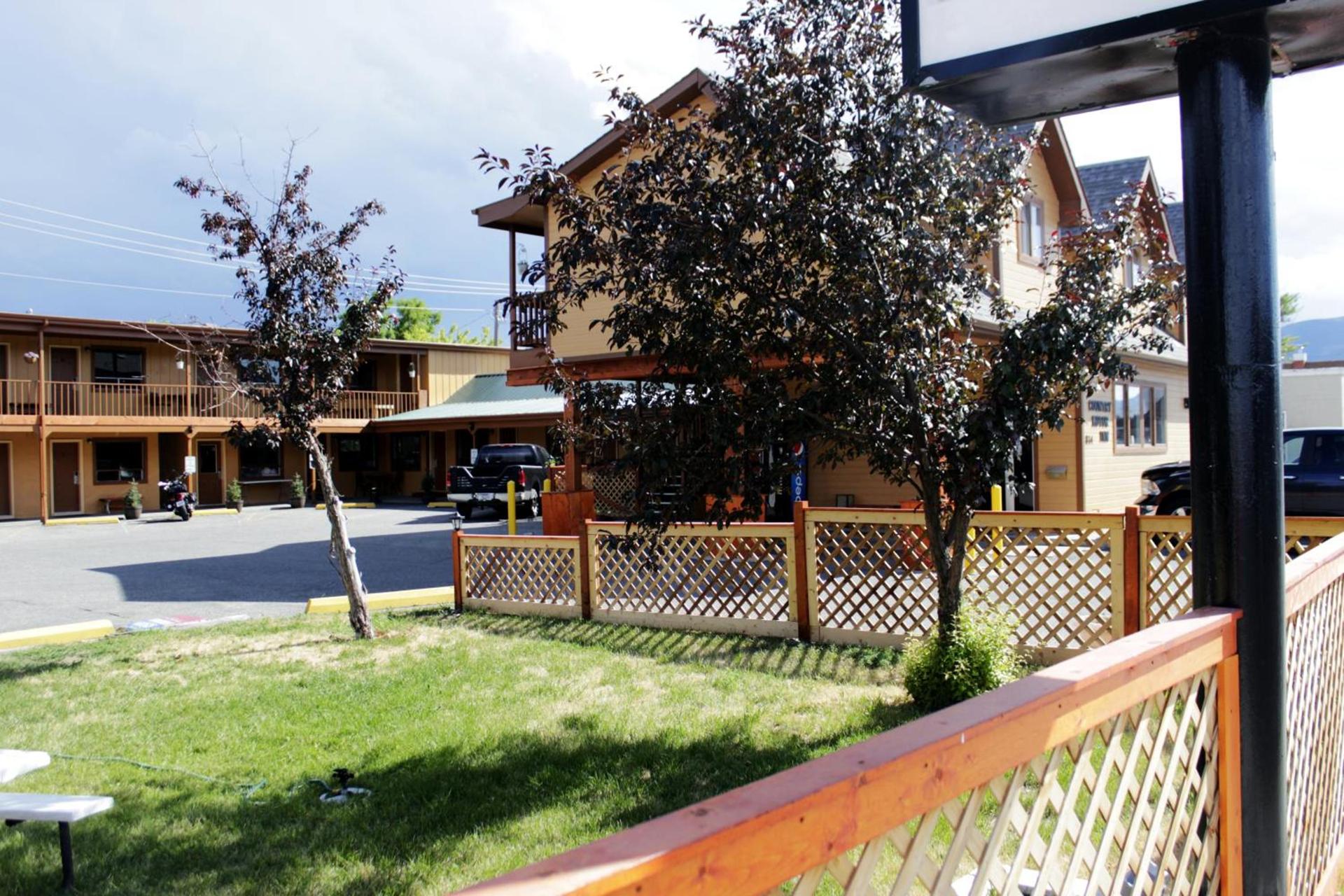 Country Motor Inn photo 75