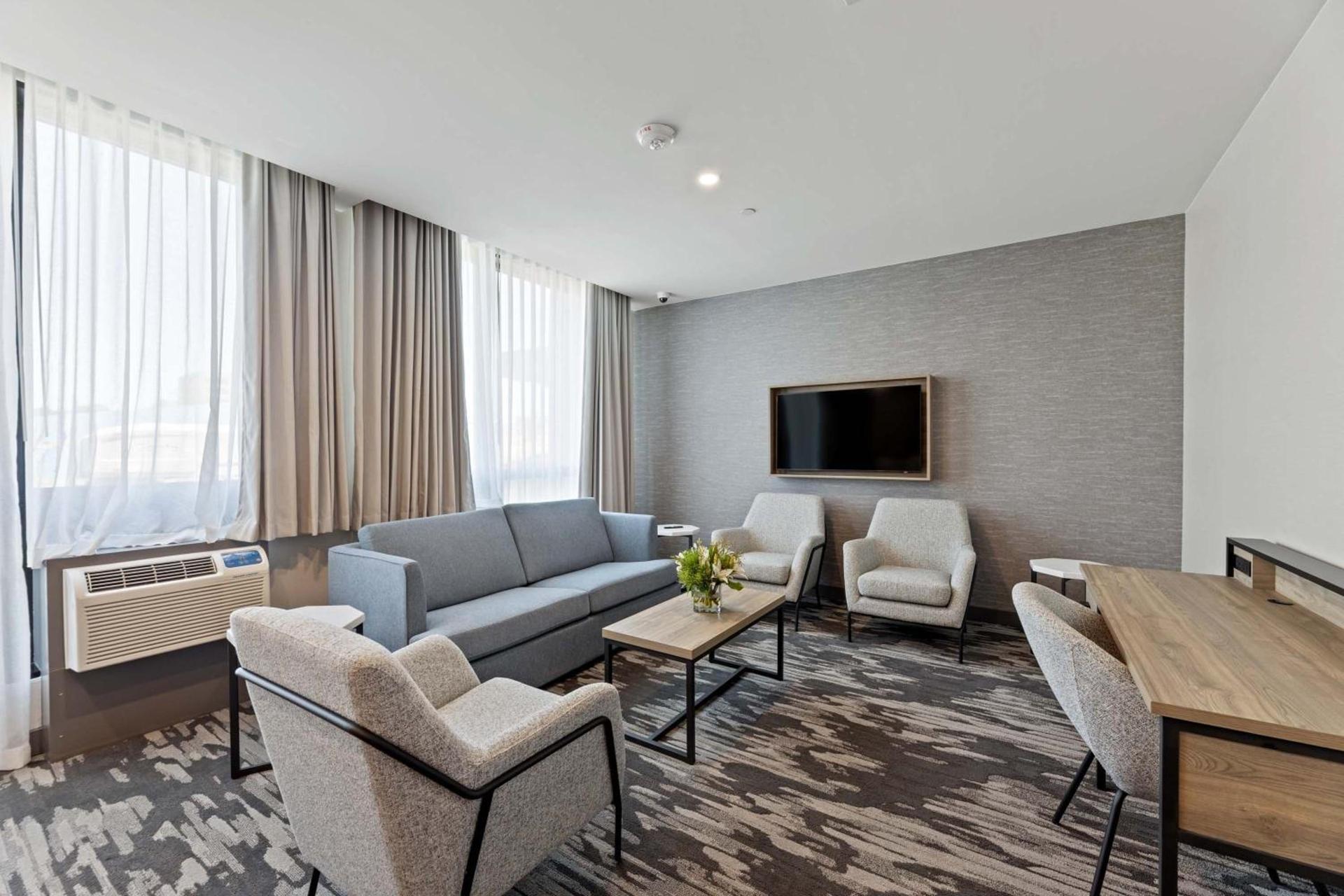 Sandman Signature Dallas Las Colinas Hotel & Suites photo 69