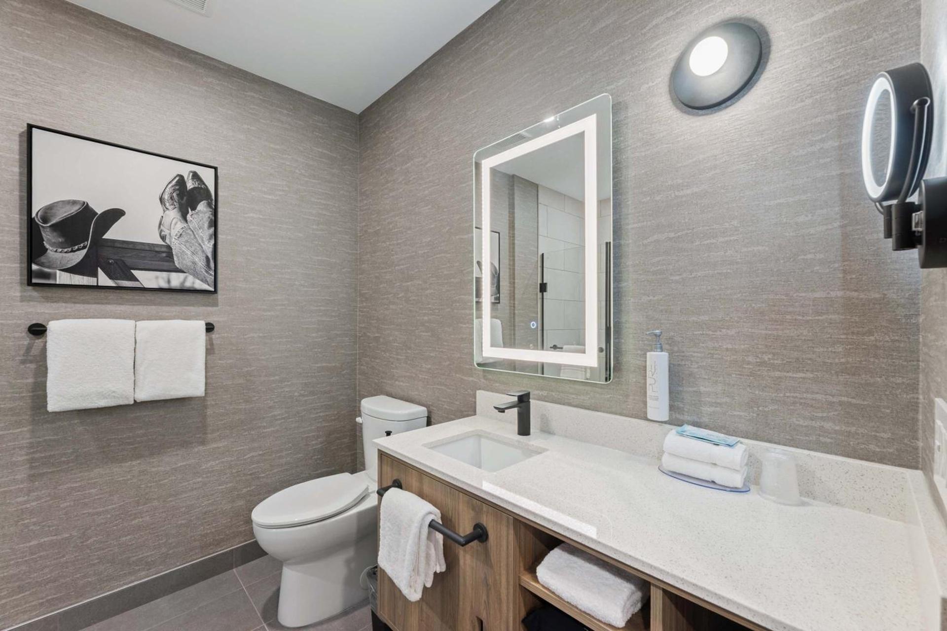 Sandman Signature Dallas Las Colinas Hotel & Suites photo 18