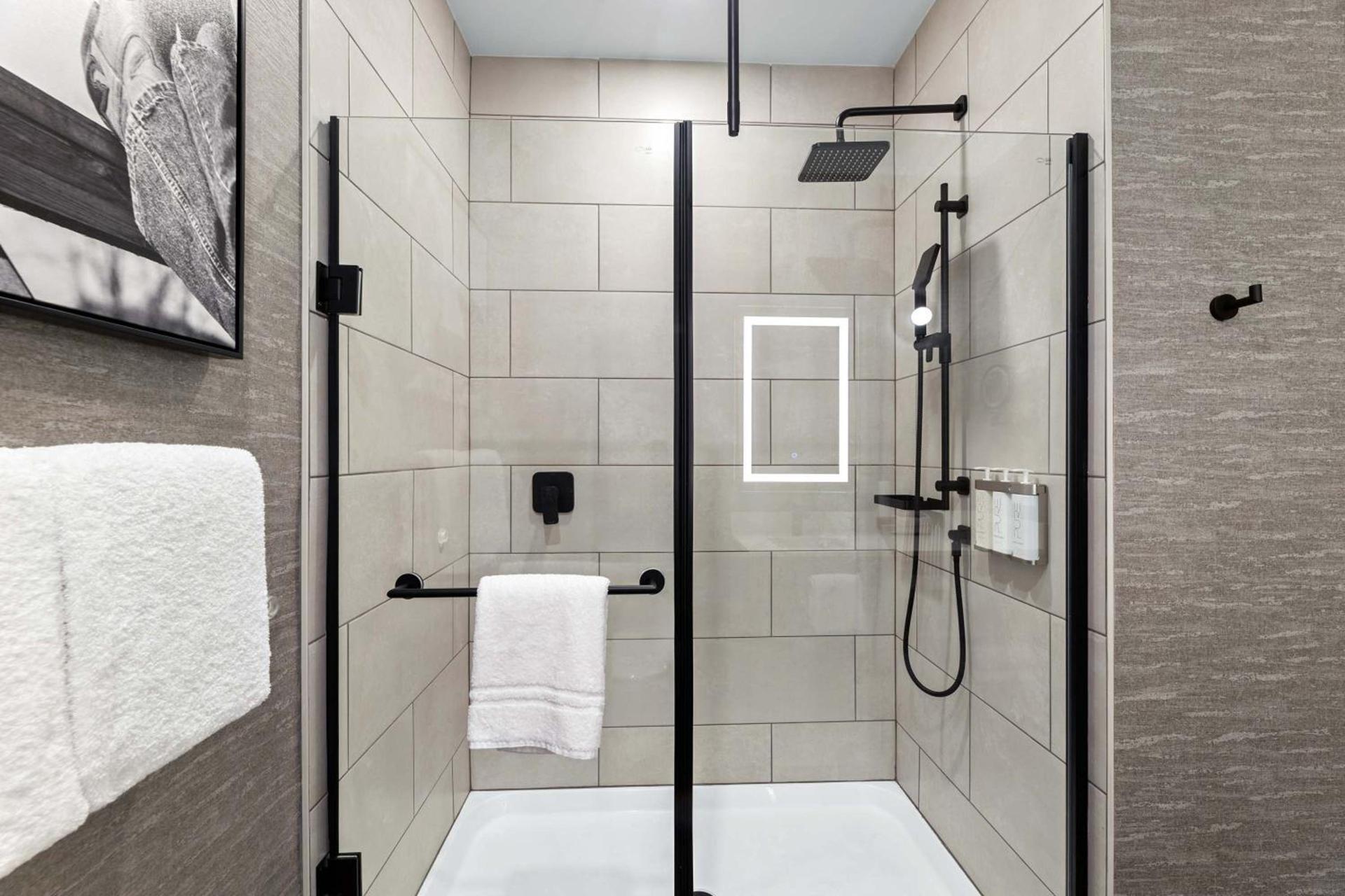Sandman Signature Dallas Las Colinas Hotel & Suites photo 25