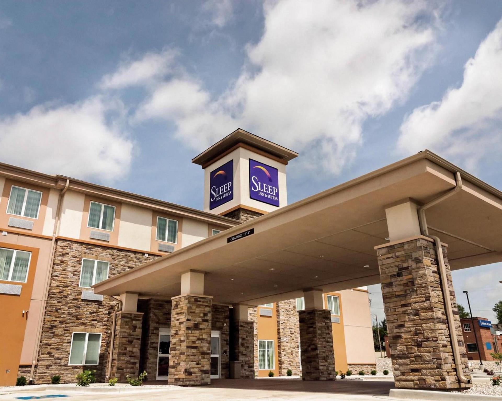 Sleep Inn & Suites Fort Scott photo 22