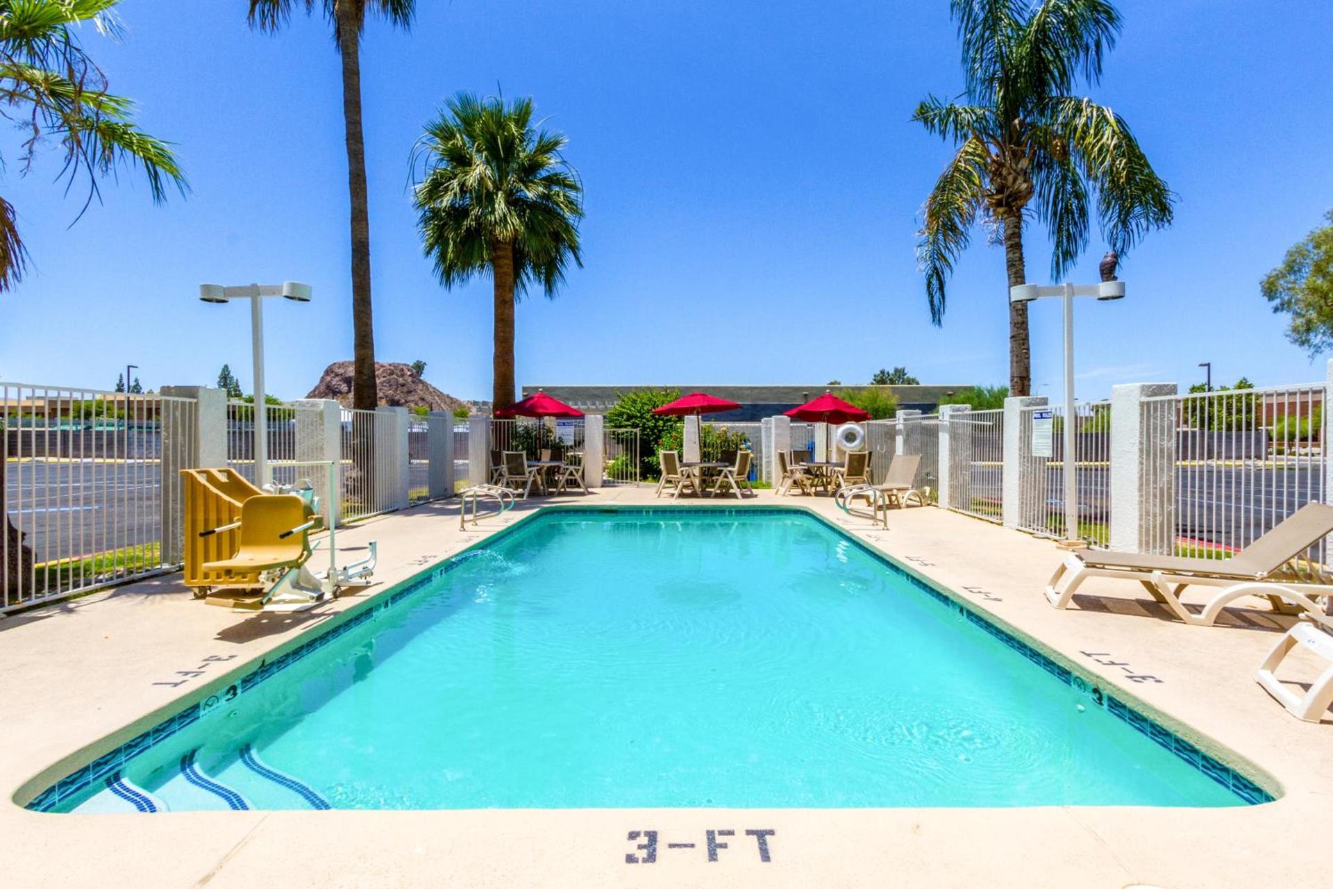 Motel 6 Tempe, AZ Phoenix Airport Priest Dr photo 9