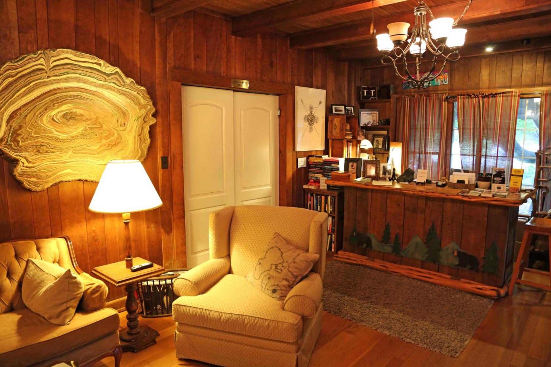 Grandview Lodge photo 4