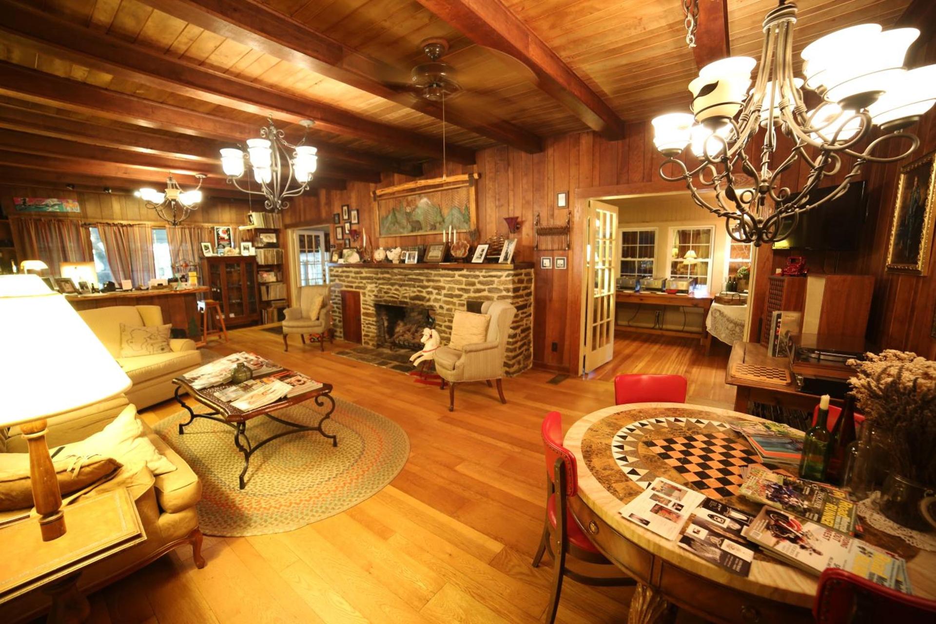 Grandview Lodge photo 2