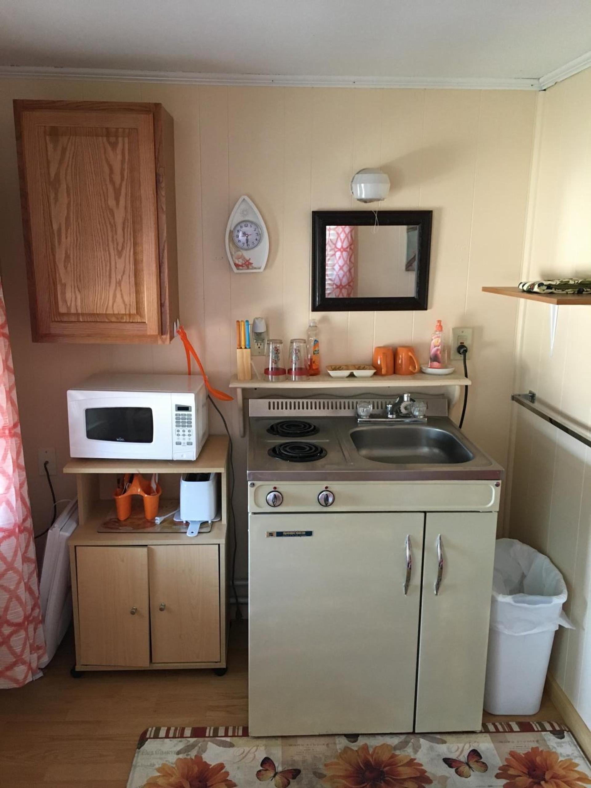 Crosswinds Motel photo 72