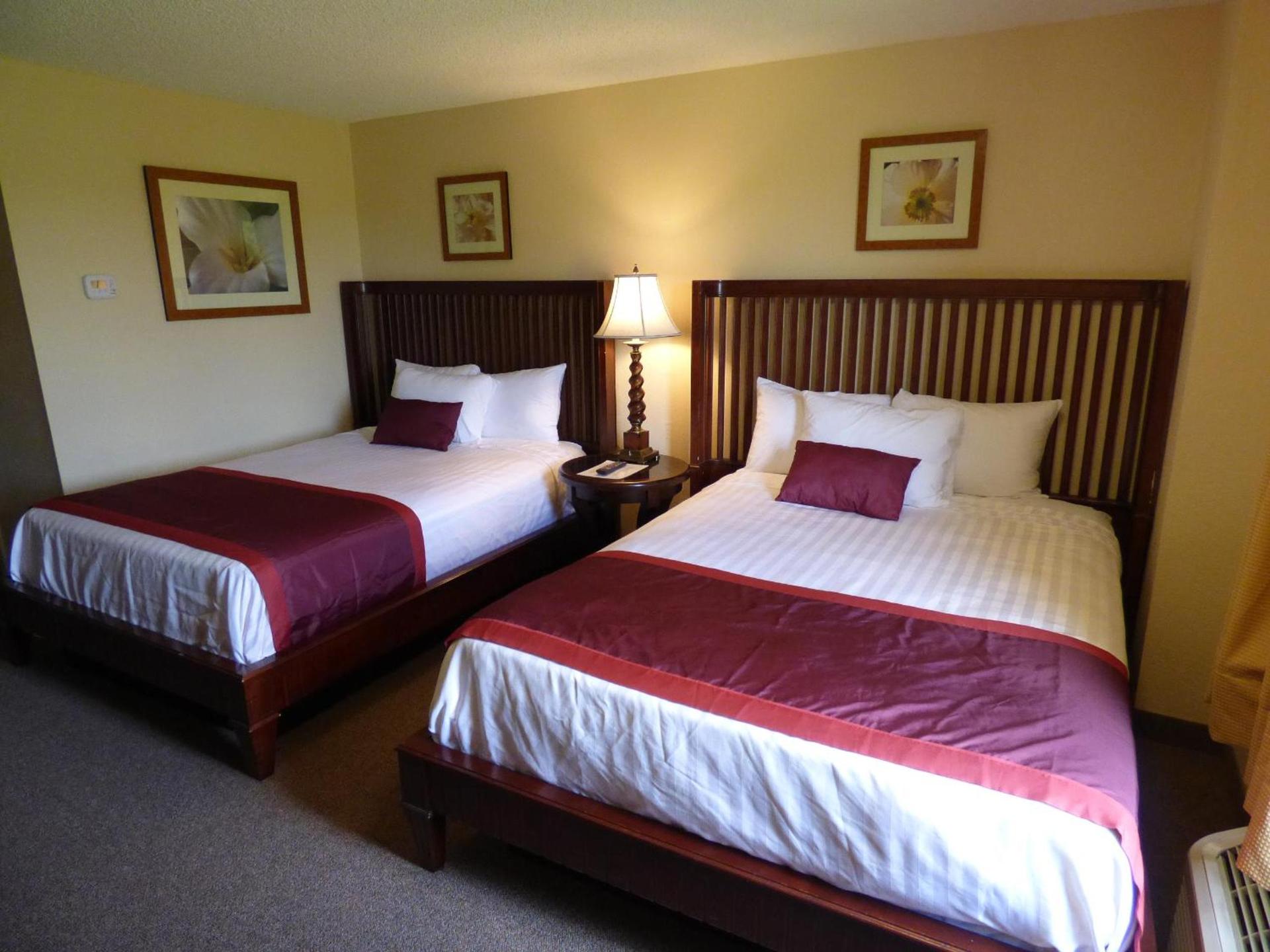 Lakeshore Resort and Marina photo 56