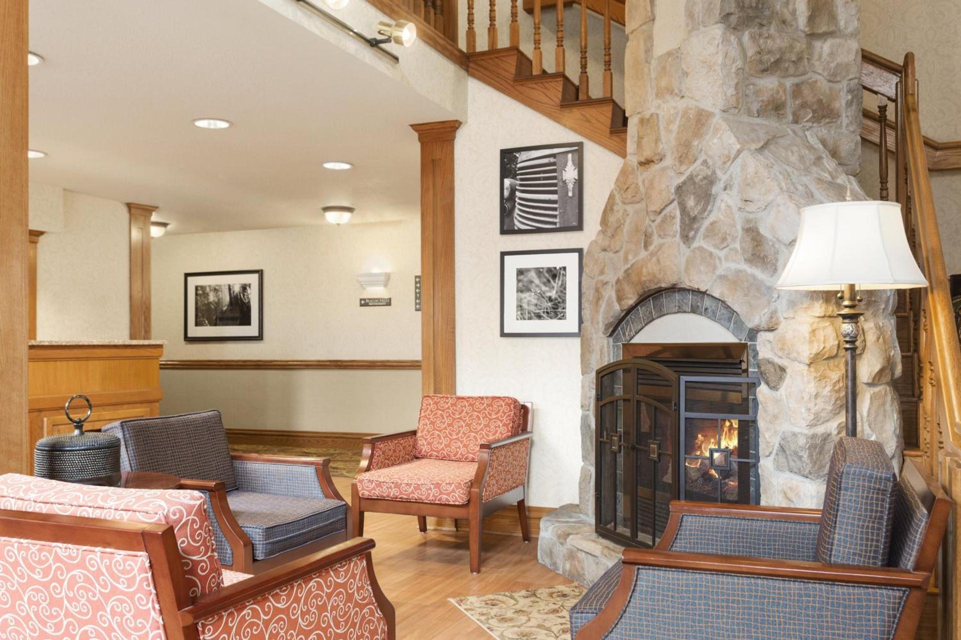Country Inn & Suites by Radisson, Lincoln North Hotel and Conference Center, NE photo 51