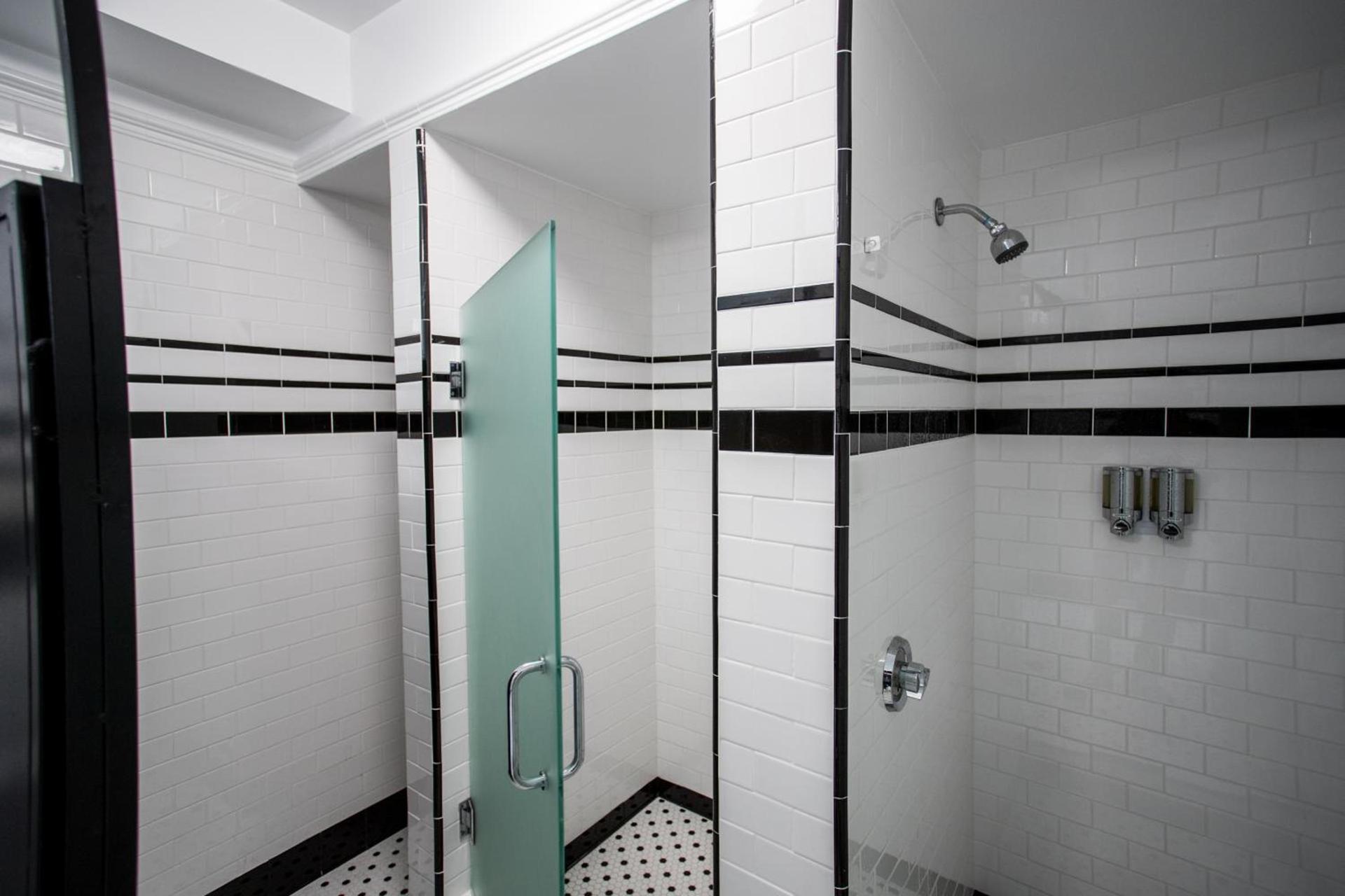 American Hotel photo 12