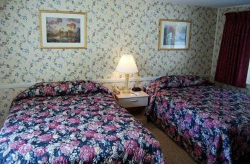 Oxen Yoke Motel photo 9