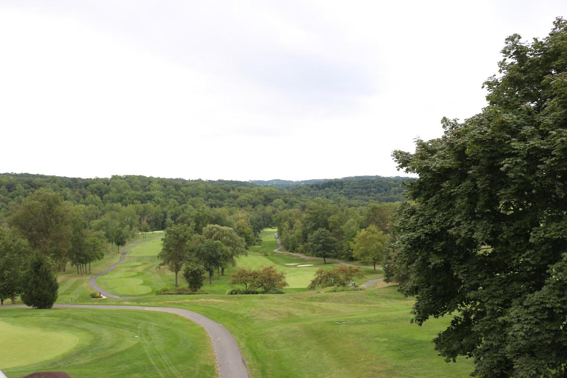 The Lodge at Woodstone Country Club photo 42