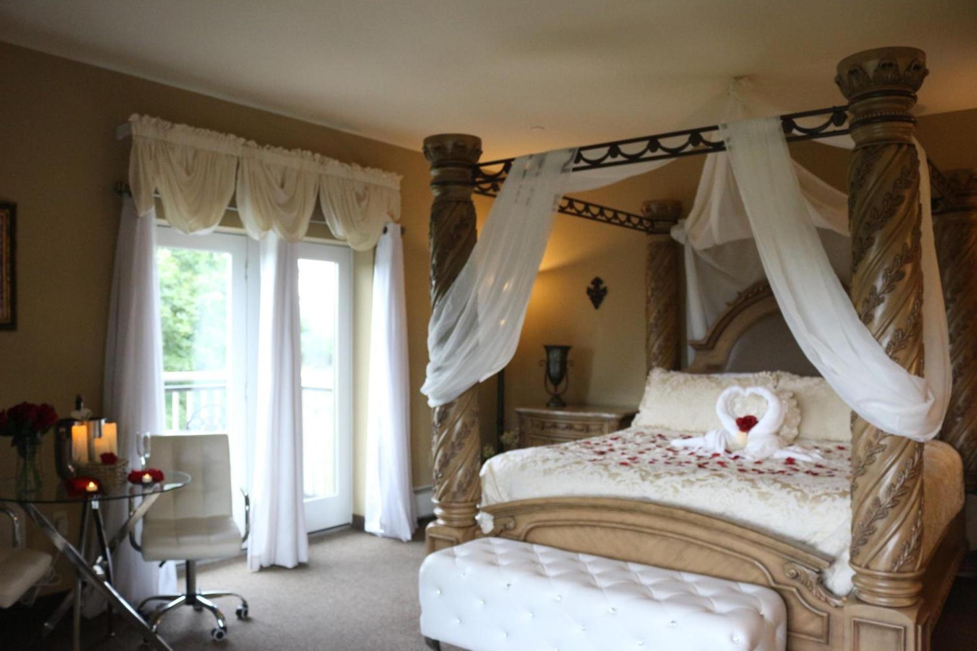 The Lodge at Woodstone Country Club photo 58