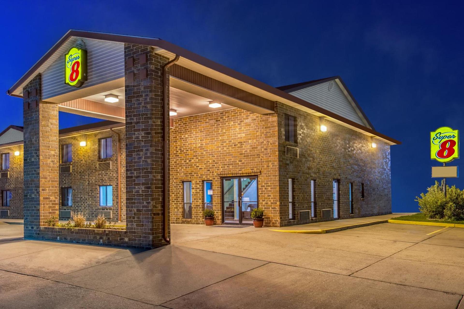 Super 8 by Wyndham Wakeeney photo 18