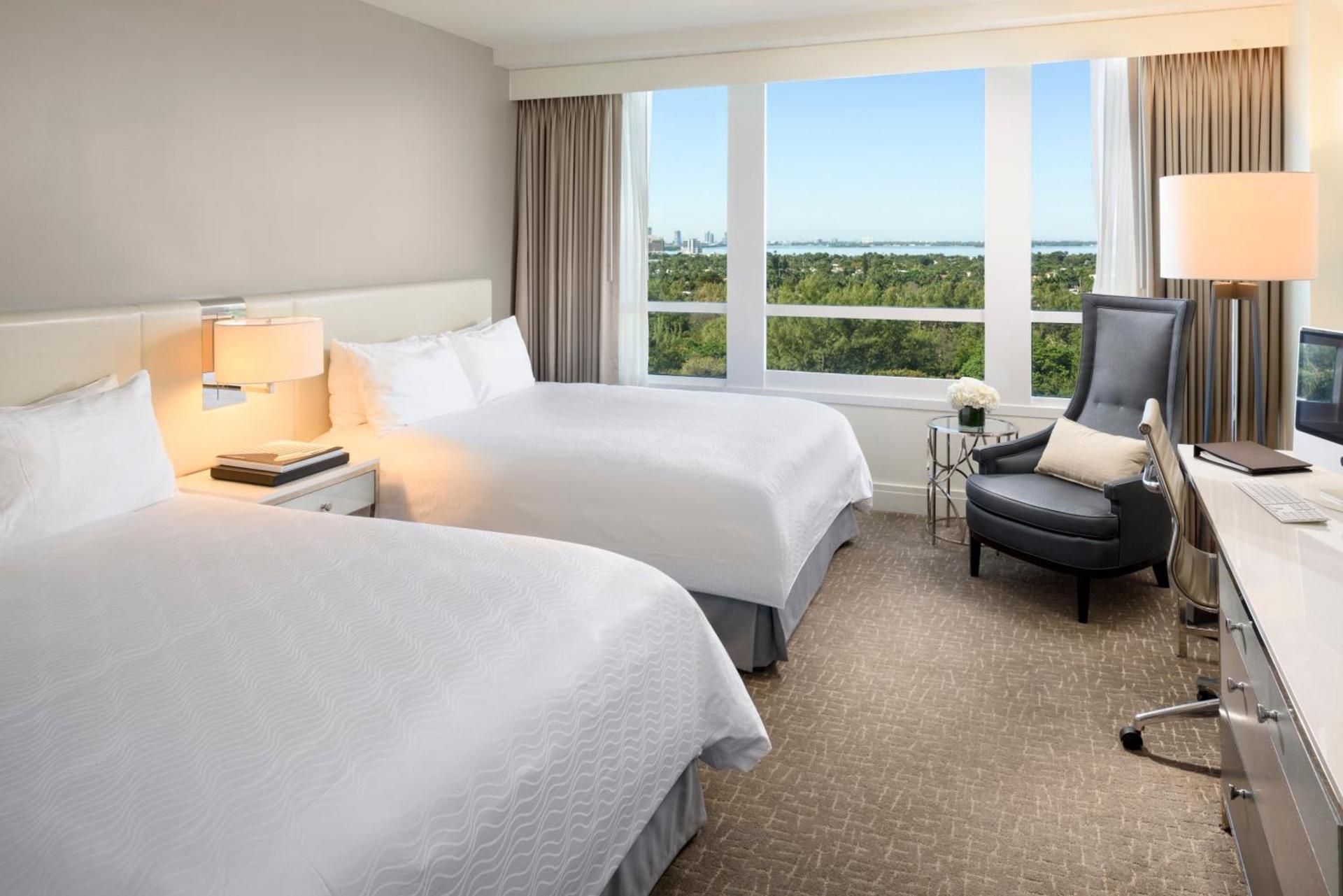 Fontainebleau Miami Beach photo 36