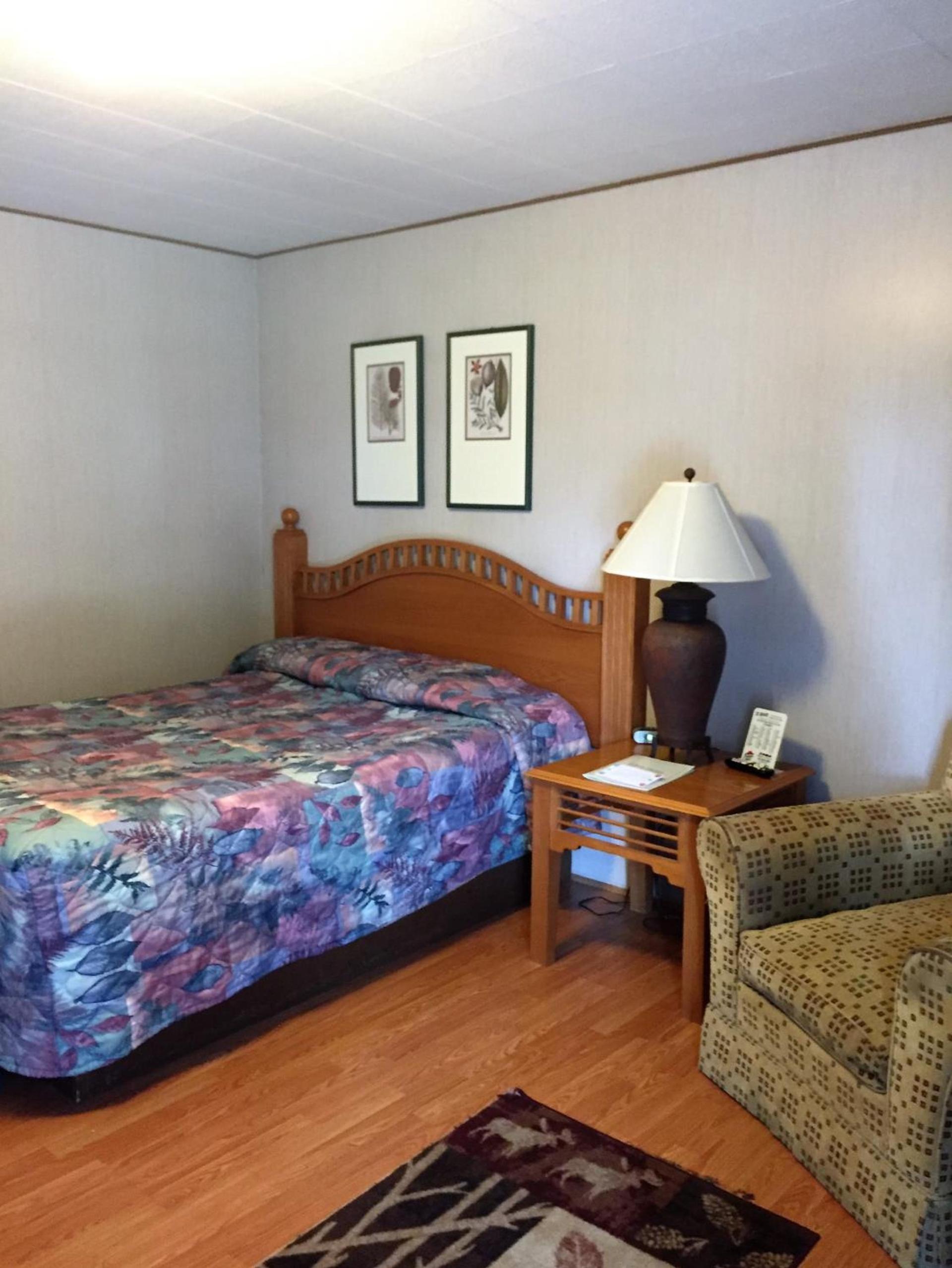 Z Bar Motel photo 50