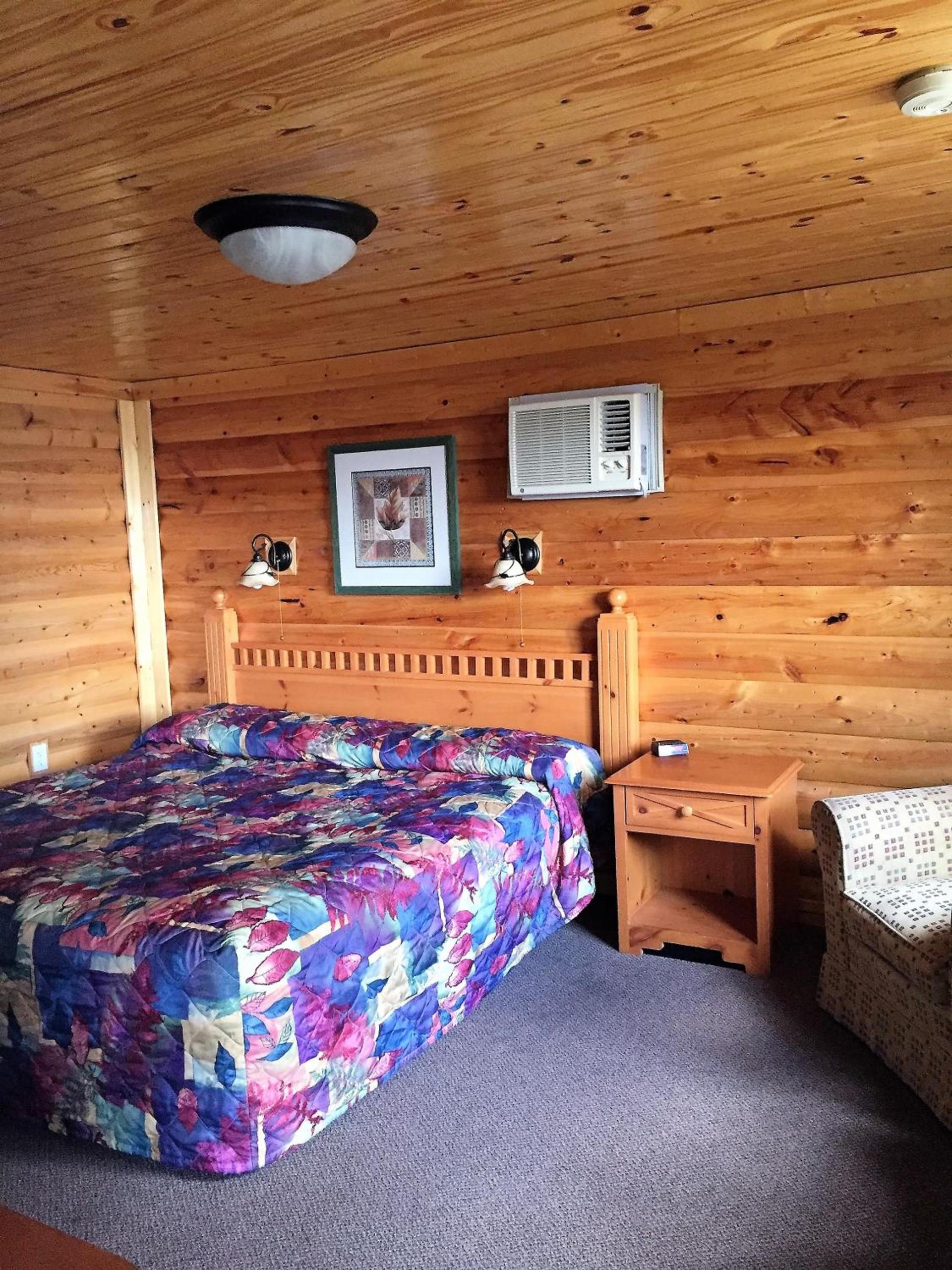Z Bar Motel photo 55