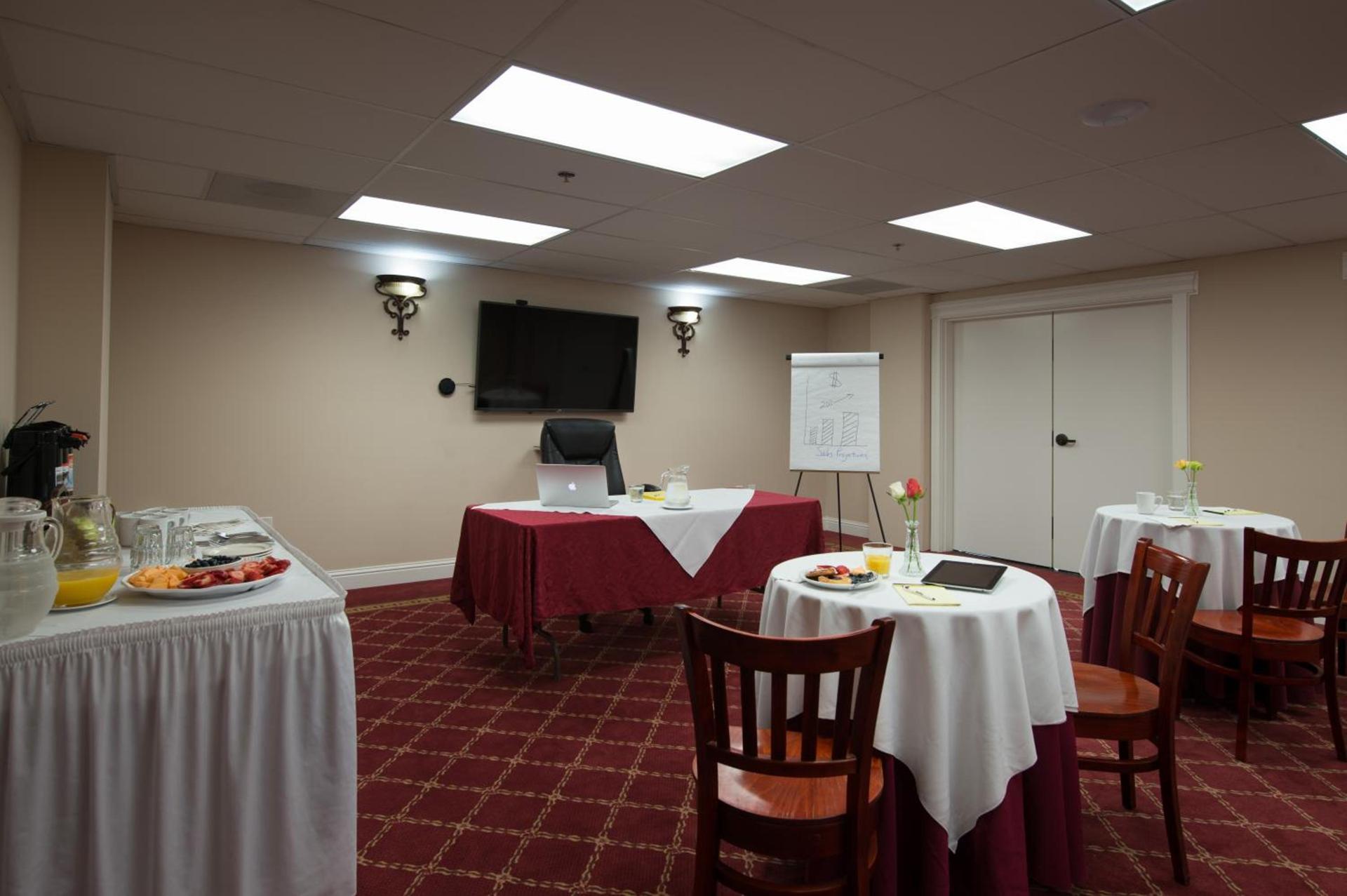 The Monterey Hotel photo 36