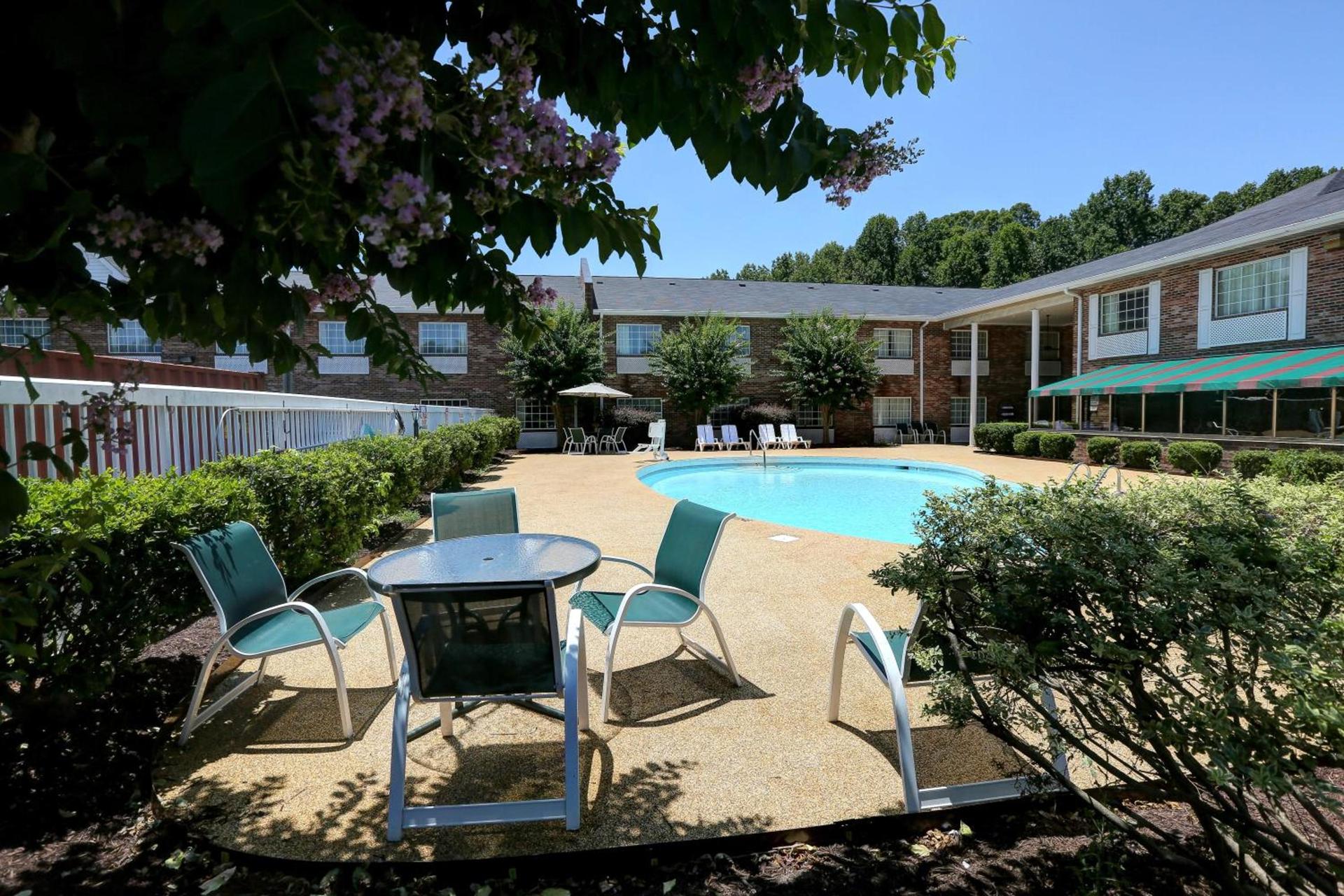 Country Inn & Suites by Radisson, Charlotte I-85 Airport, NC photo 31