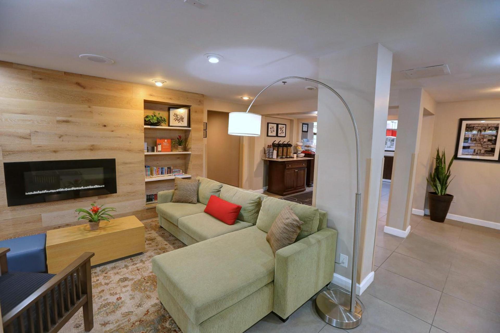 Country Inn & Suites by Radisson, Charlotte I-85 Airport, NC photo 16
