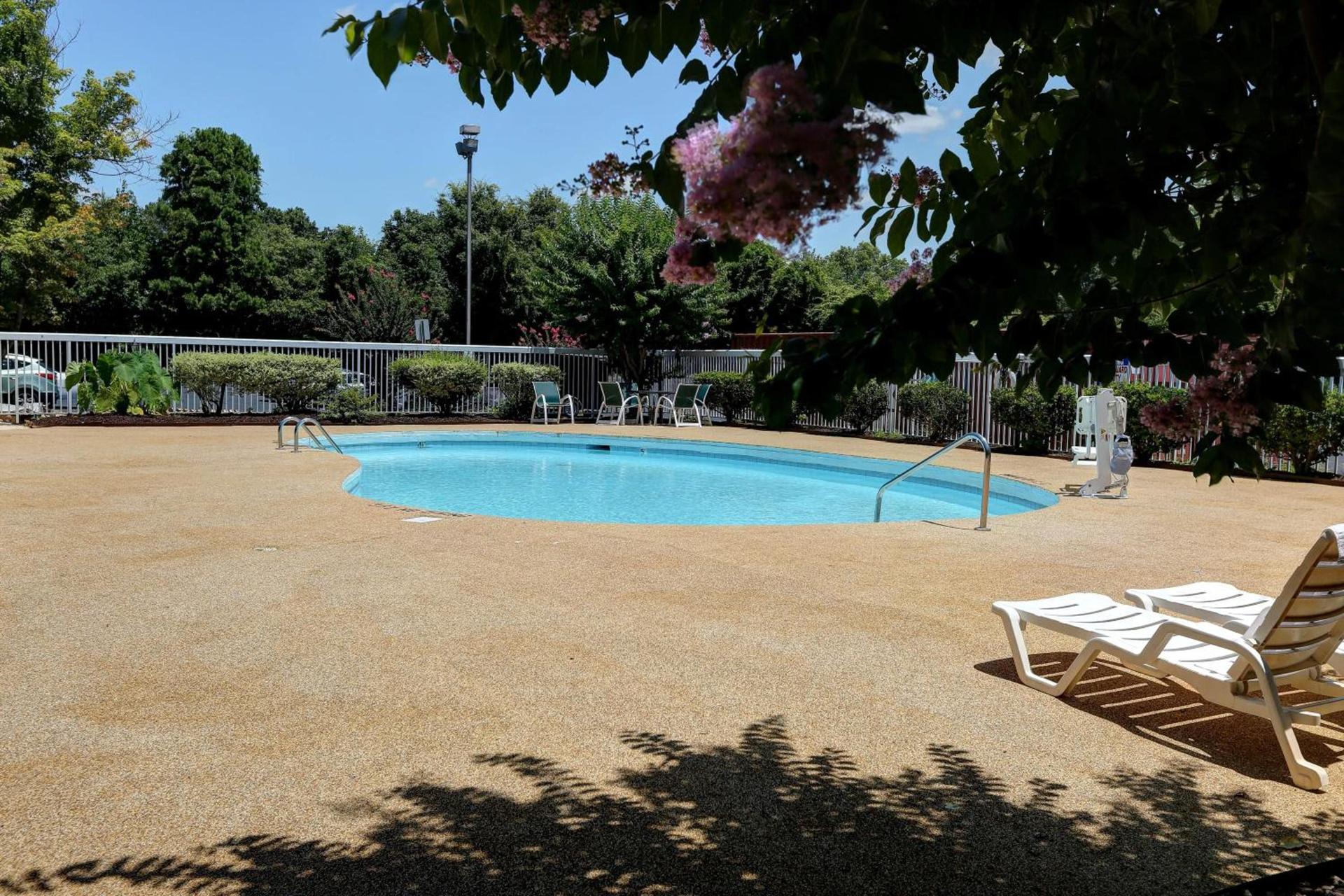 Country Inn & Suites by Radisson, Charlotte I-85 Airport, NC photo 27