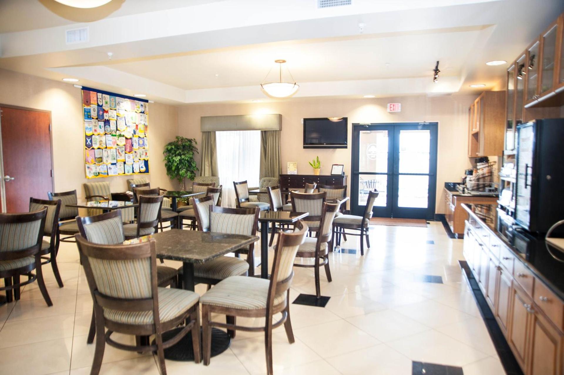 GreenTree Inn and Suites Florence, AZ photo 15
