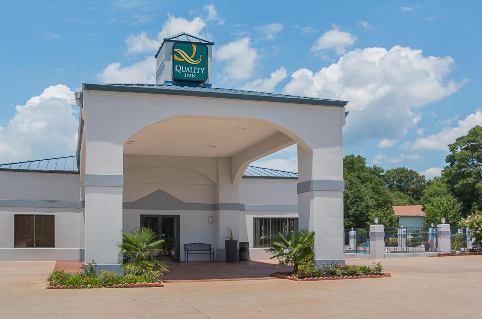 Quality Inn Carthage — hotel in Carthage