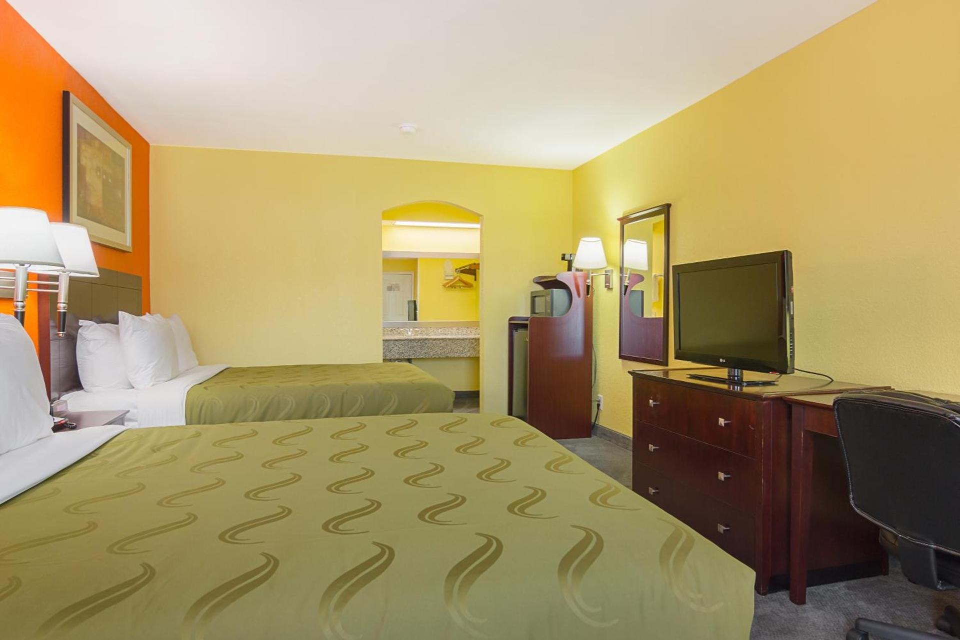 Quality Inn Carthage photo 13