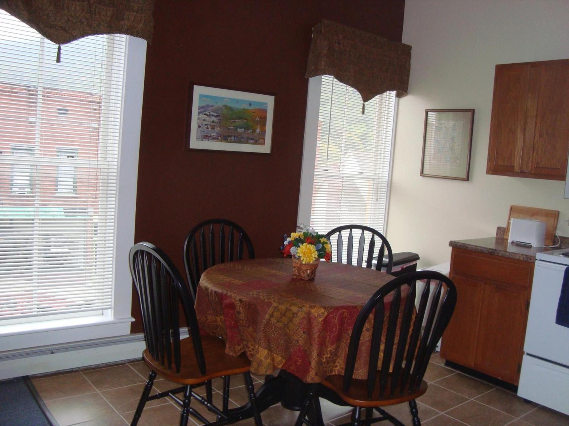 Bristol Suites photo 9