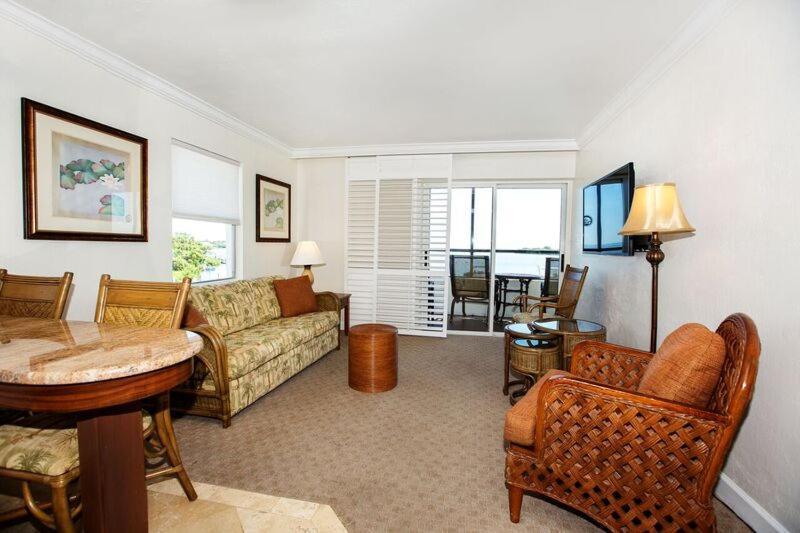Tween Waters Island Resort & Spa photo 30