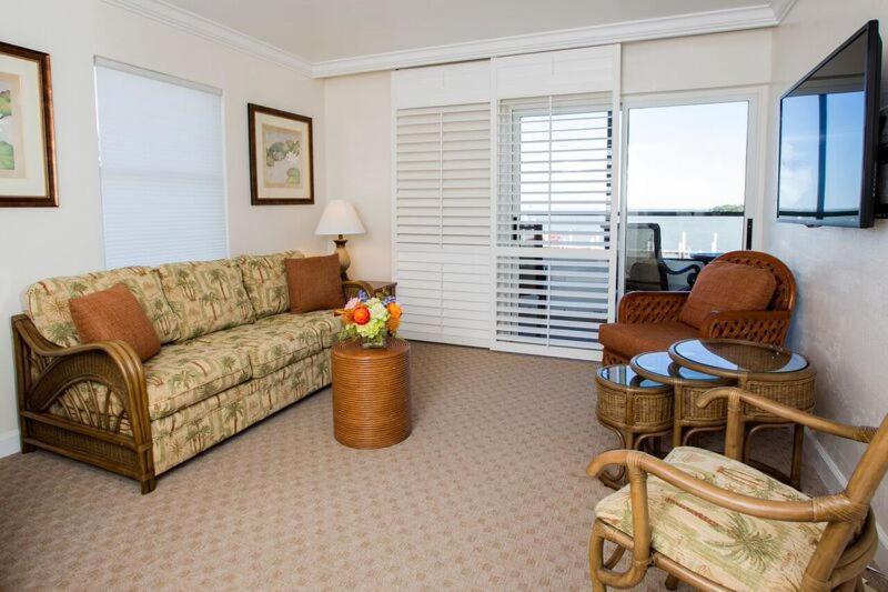 Tween Waters Island Resort & Spa photo 31
